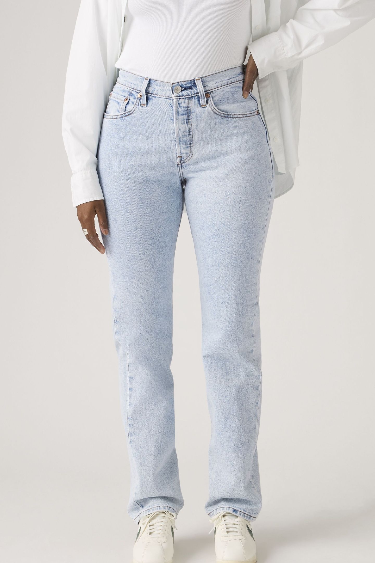 501® CURVE LIGHTWEIGHT JEANS 4