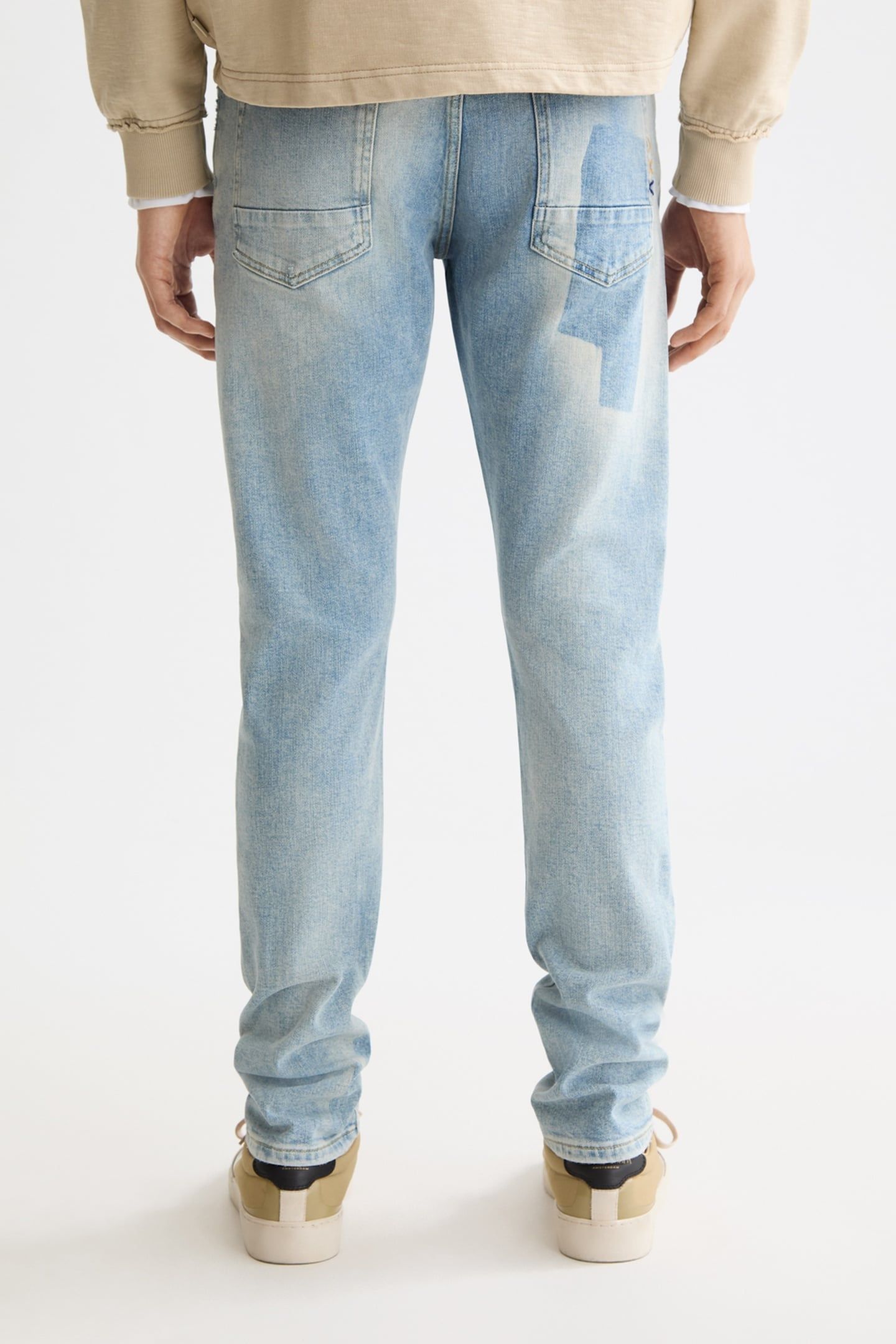 RALSTON REGULAR SLIM JEANS — ART FROM THE HEART ART FROM THE 3