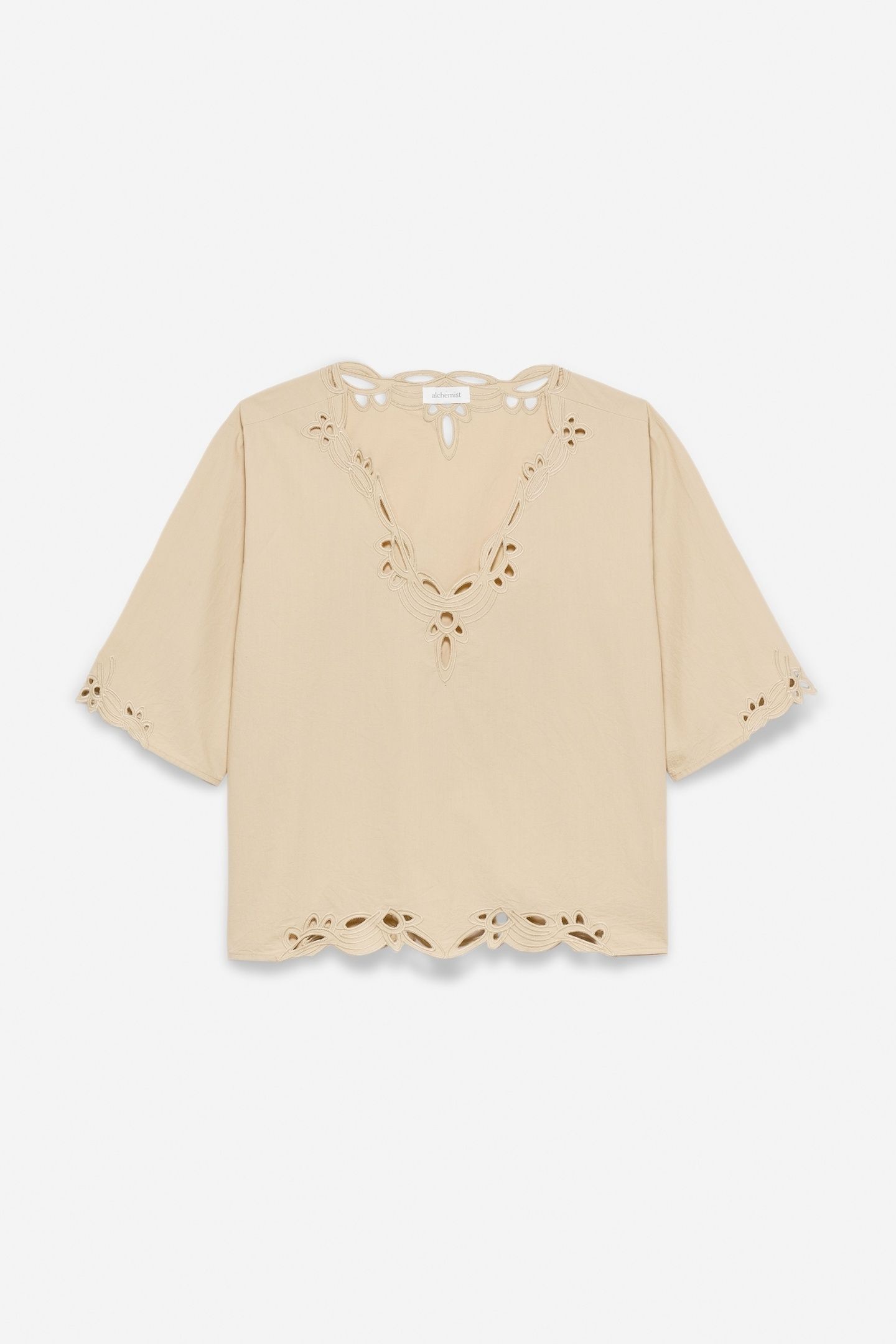 TOP AILA SAND 4