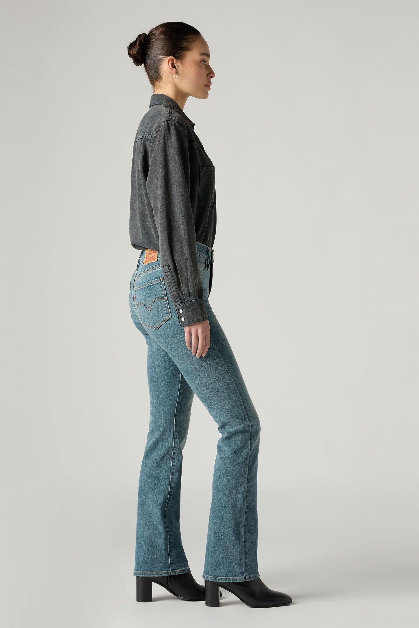 315™ SHAPING BOOTCUT JEANS 4