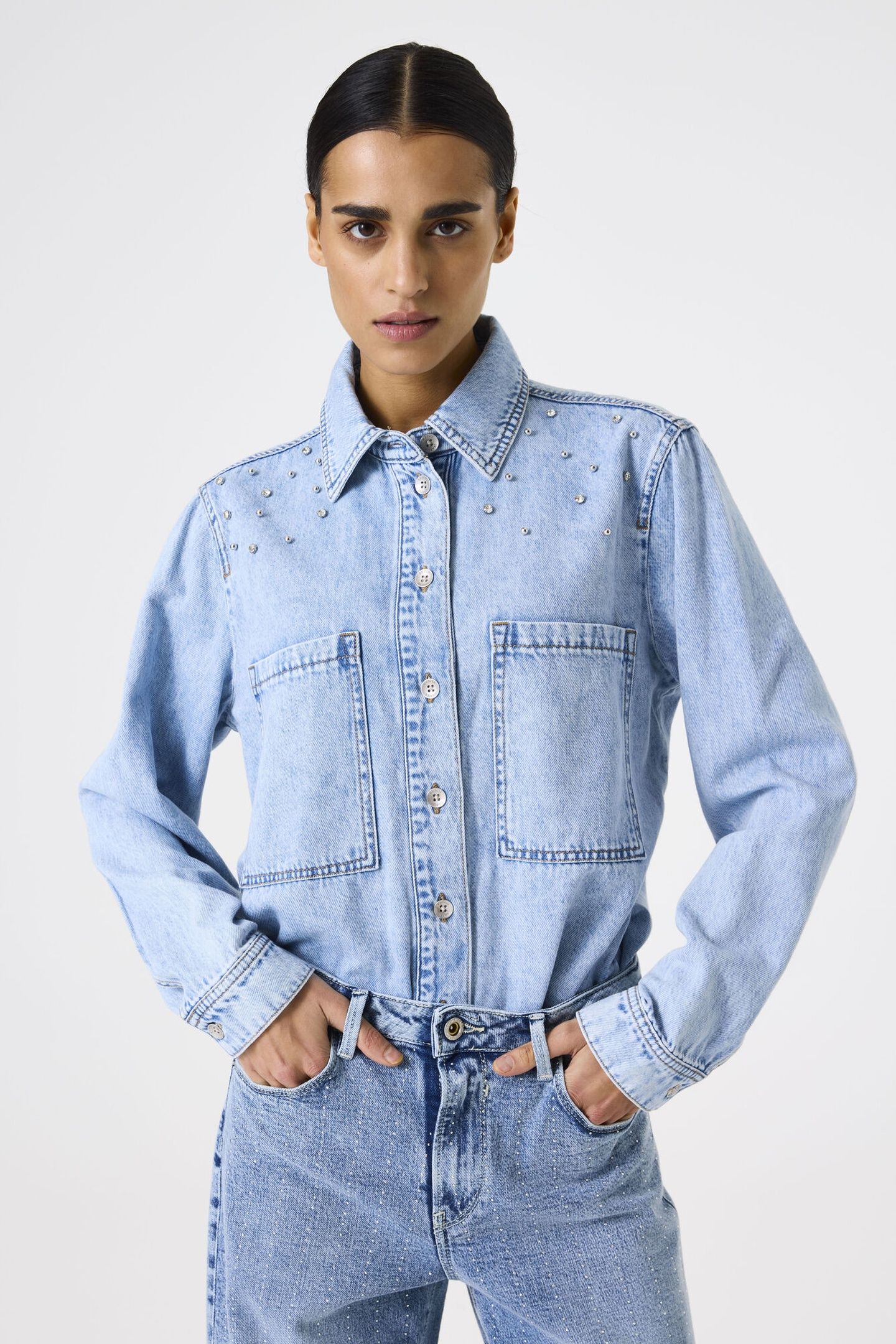 LADIES SHIRT LS MEDIUM USED 1