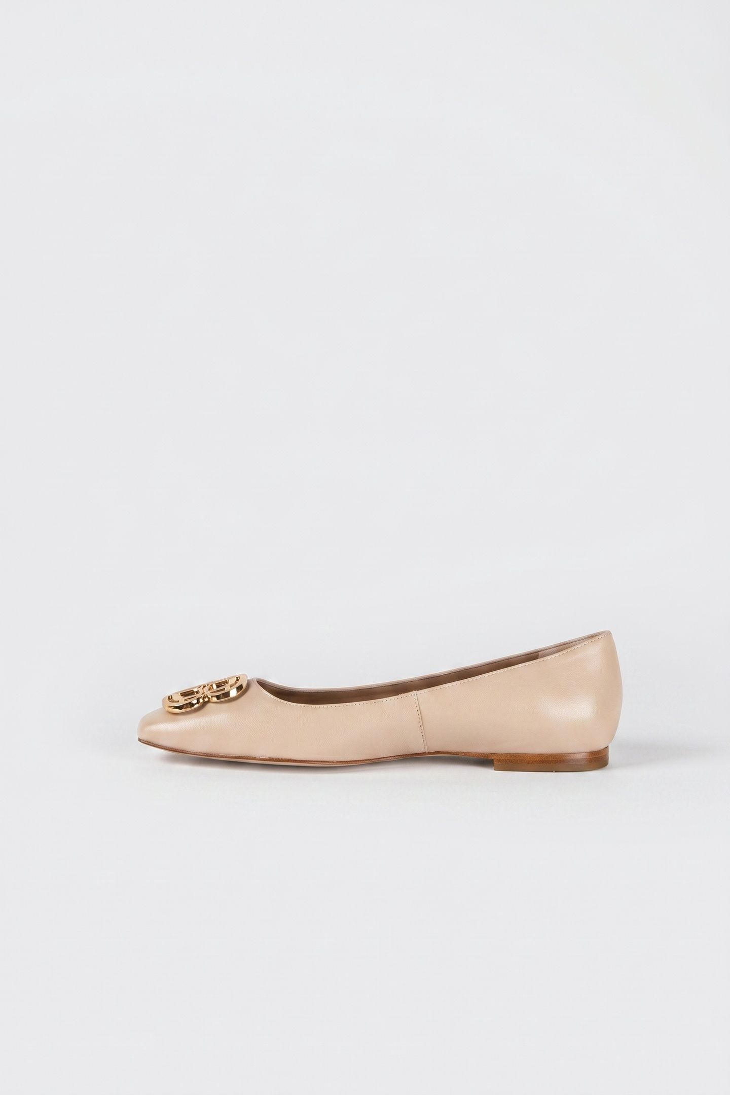 TRUDY FLATS BUTTERCREAM 2