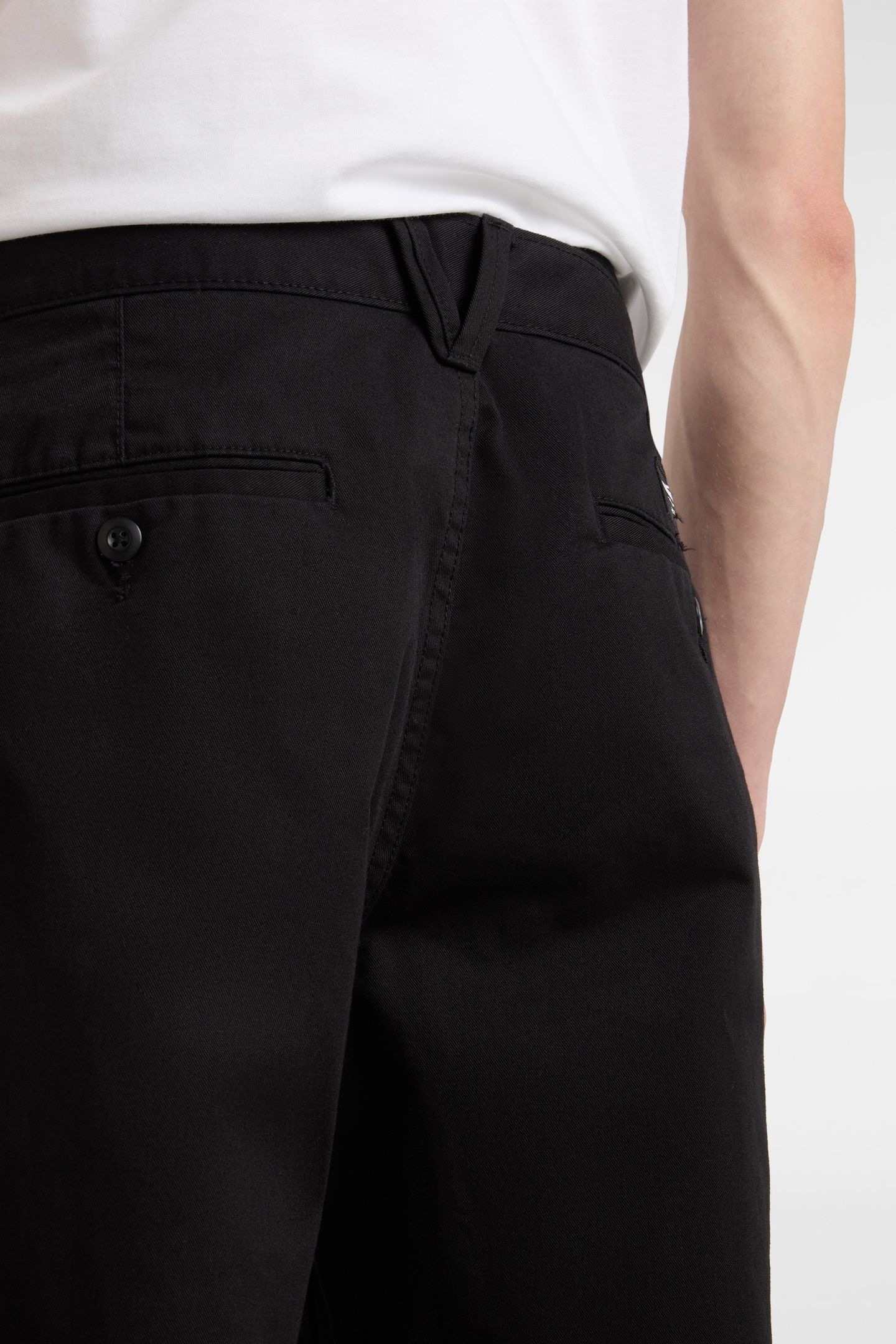 AUTHENTIC CHINO RELAXED PANT BLACK 9