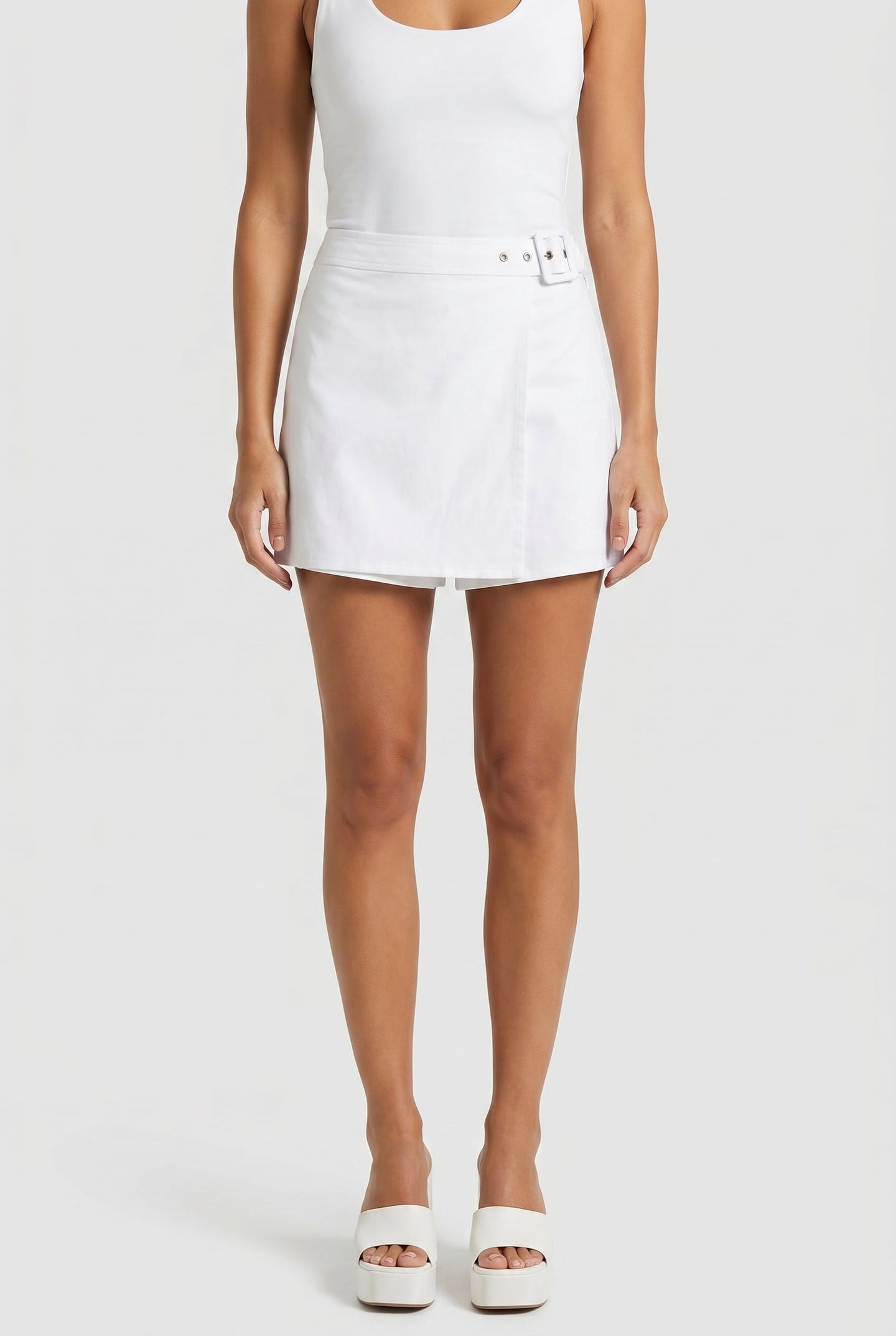 SHORTS WHITE WHITE 1