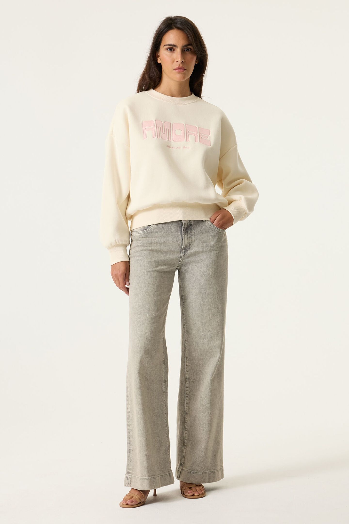 LADIES SWEAT WHITECAP 2