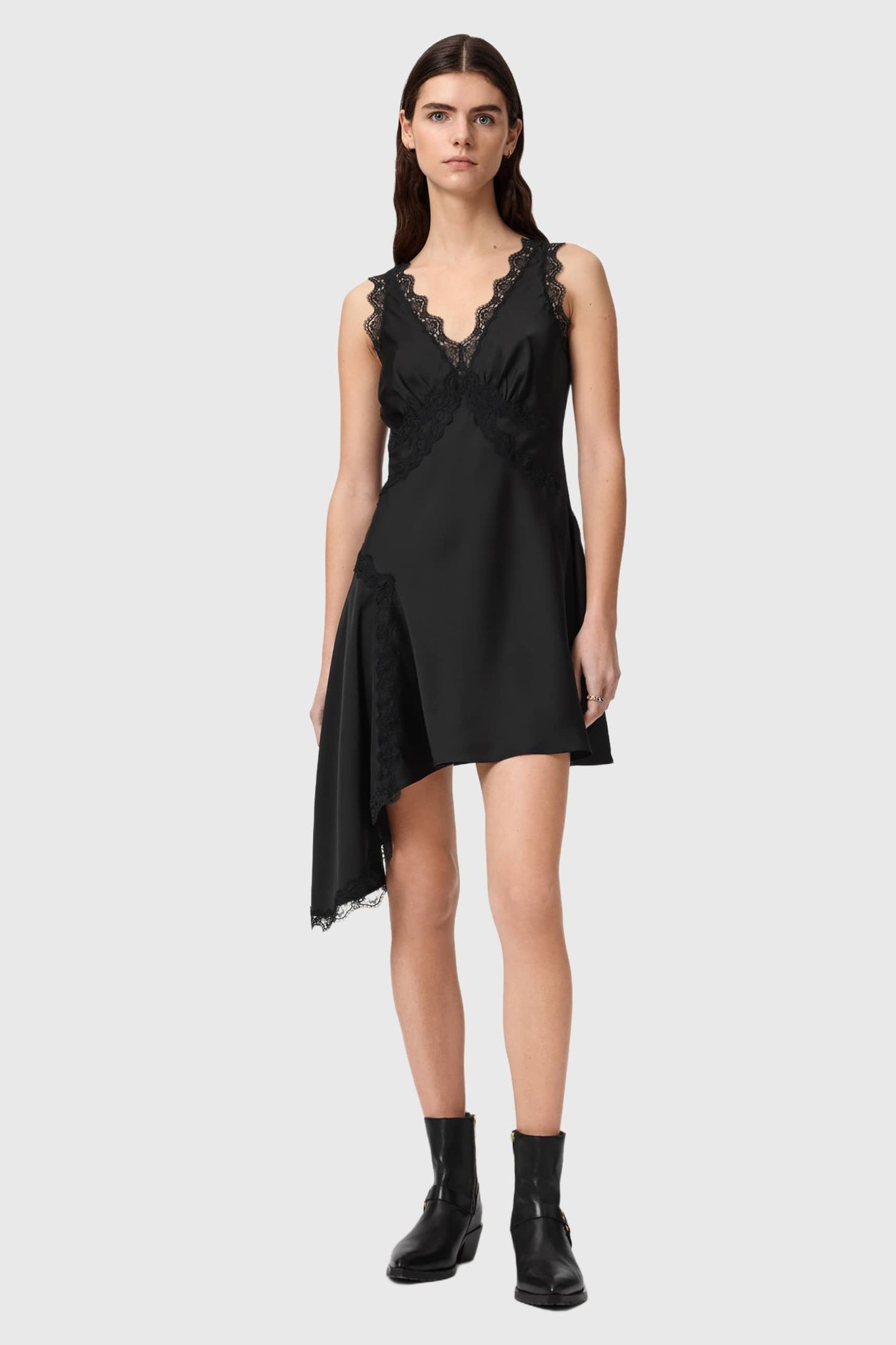 ILKA LACE DRESS BLACK 2
