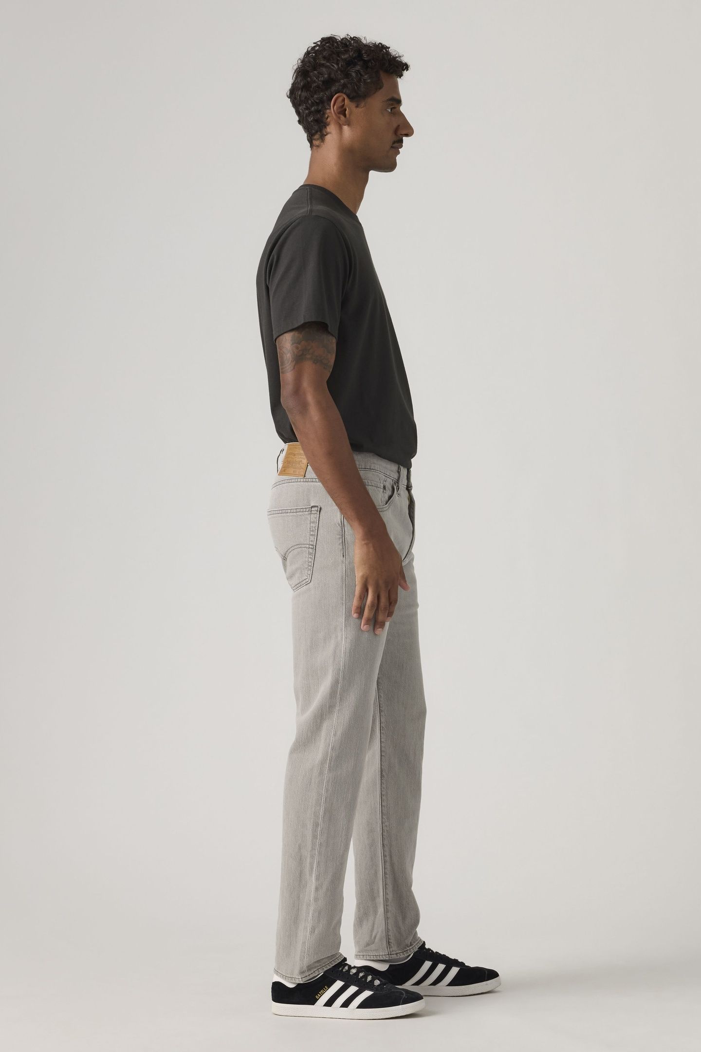 502™ TAPER LIGHTWEIGHT JEANS 4