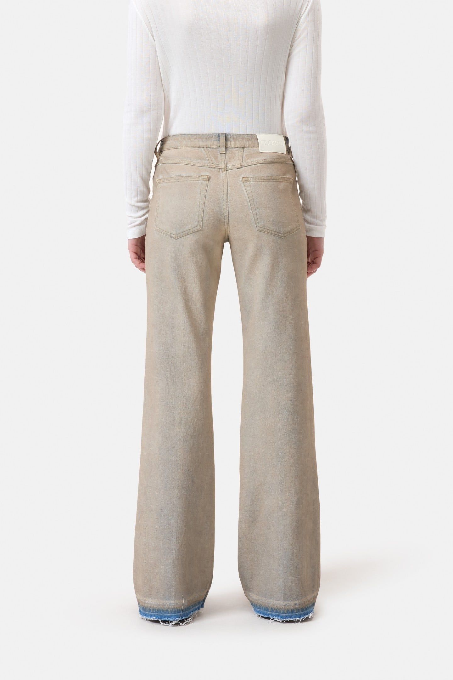 GILLAN LIGHT BLUE 2