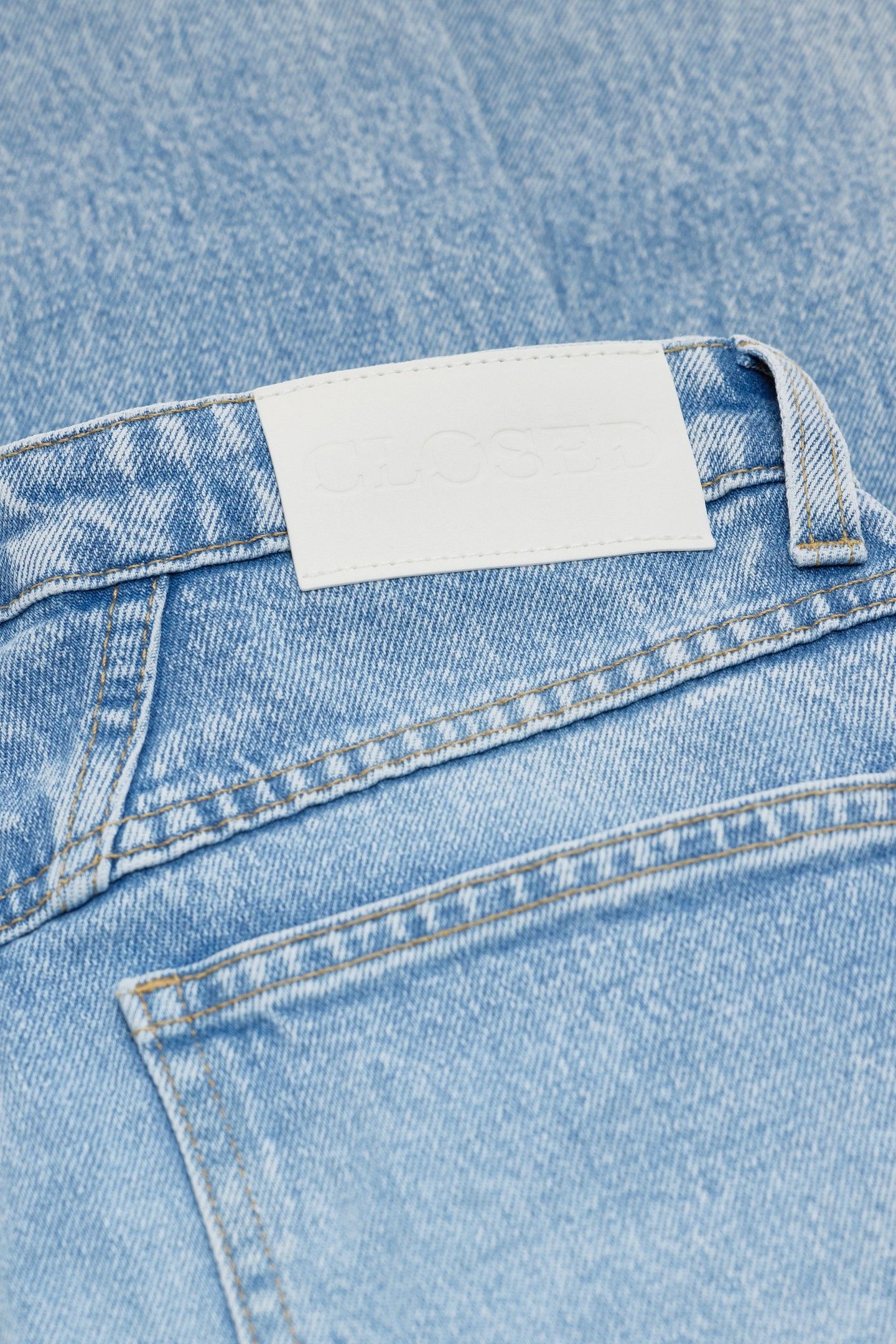 JAYLEN LIGHT BLUE 3