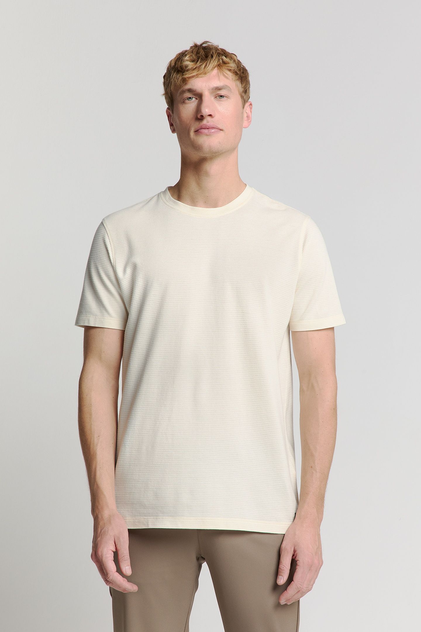 T-SHIRT CREWNECK SOLID RELIEF KNIT OFFWHITE 2