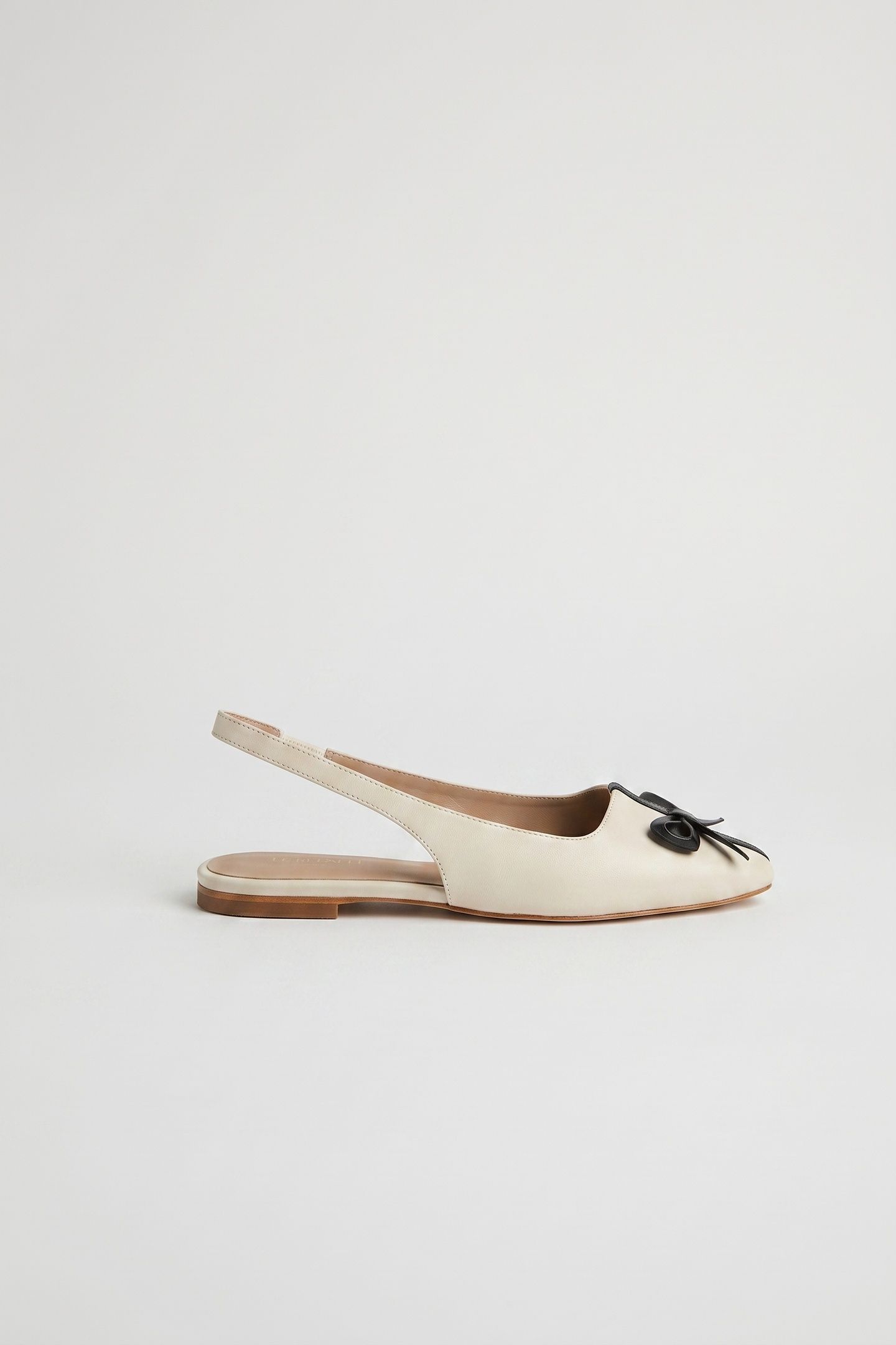 FRIEDA FLATS ECRU 1