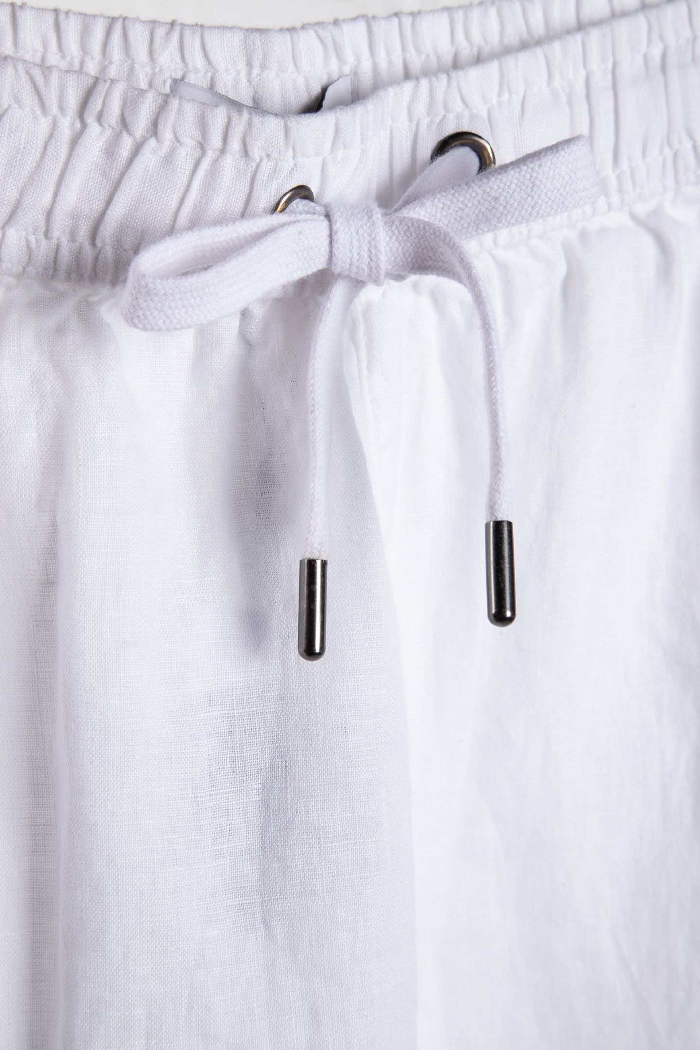 LINEN DRAWSTRING SHORT WHITE 4