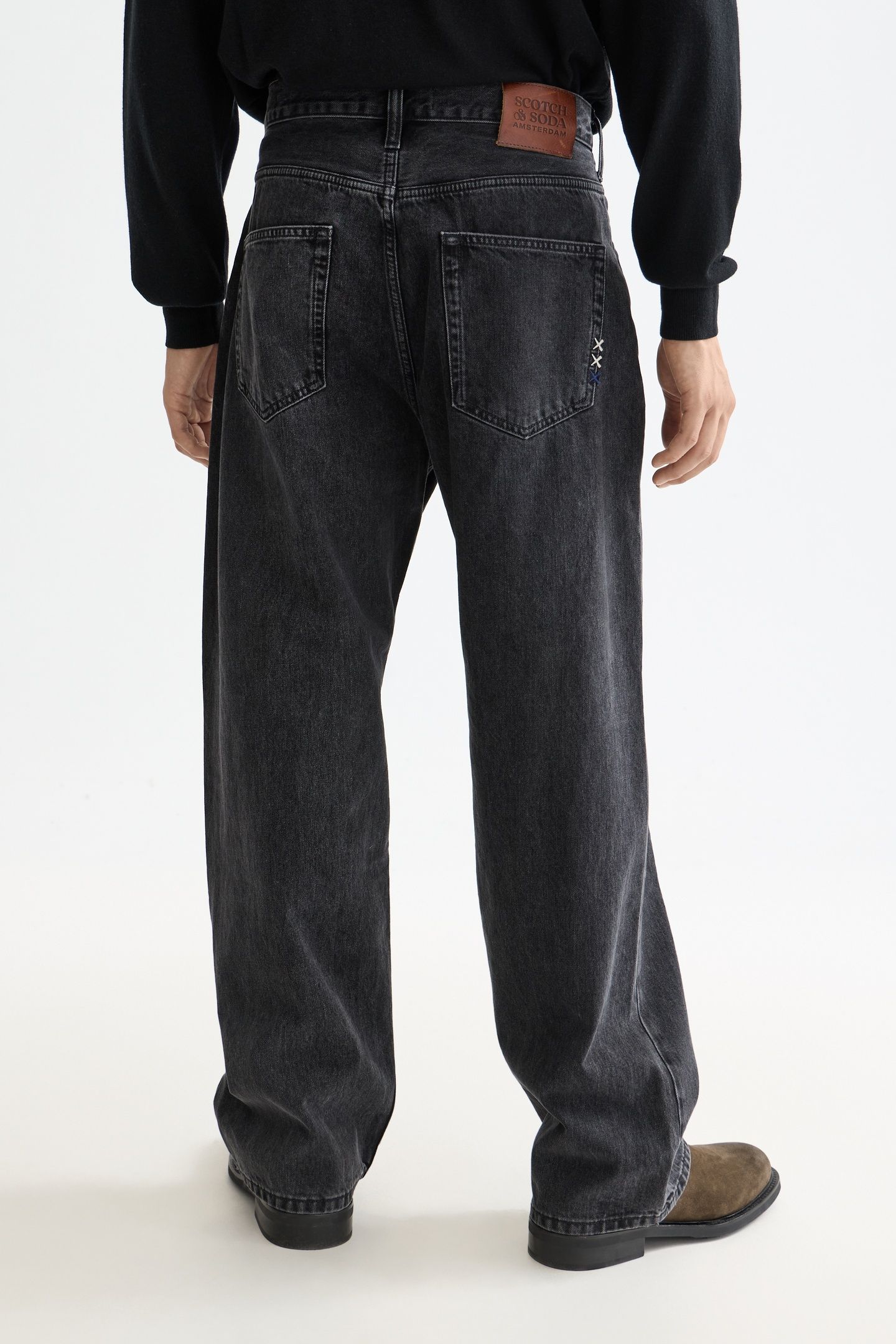 CORE THE PITCH LOOSE FIT JEANS — BLACK BUZZ BLACK BUZZ 1
