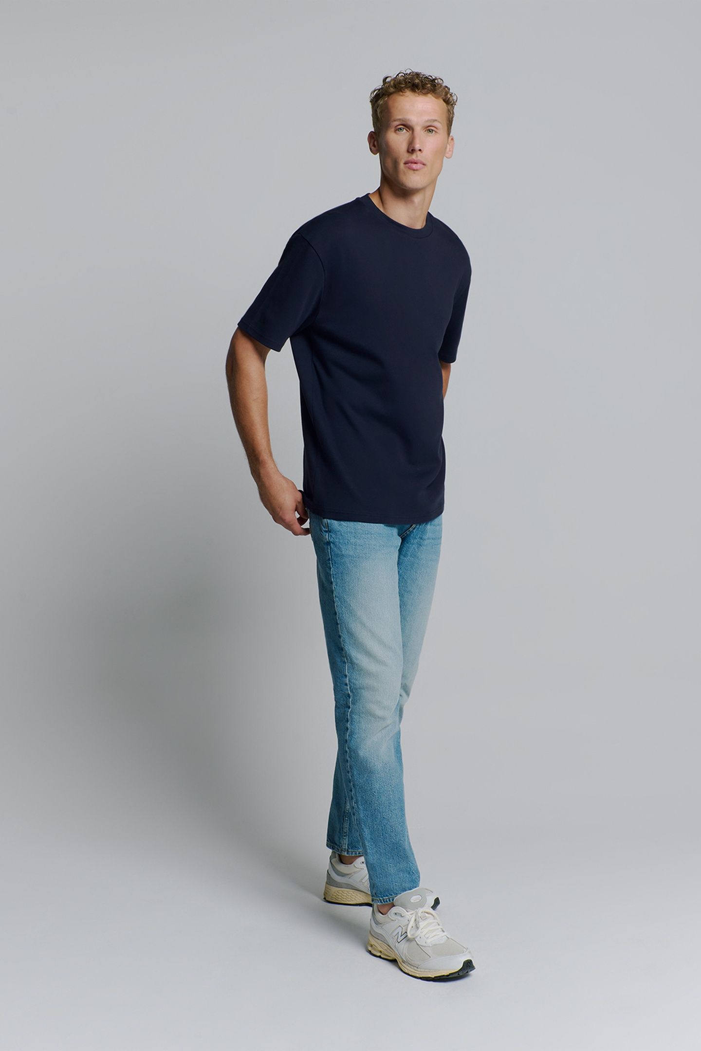 T-SHIRT CREWNECK HEAVY SOLID BASIC DEEP BLUE 1