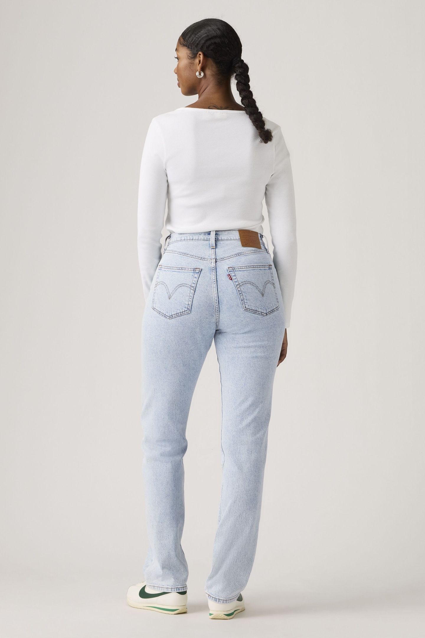 501® CURVE LIGHTWEIGHT JEANS 2