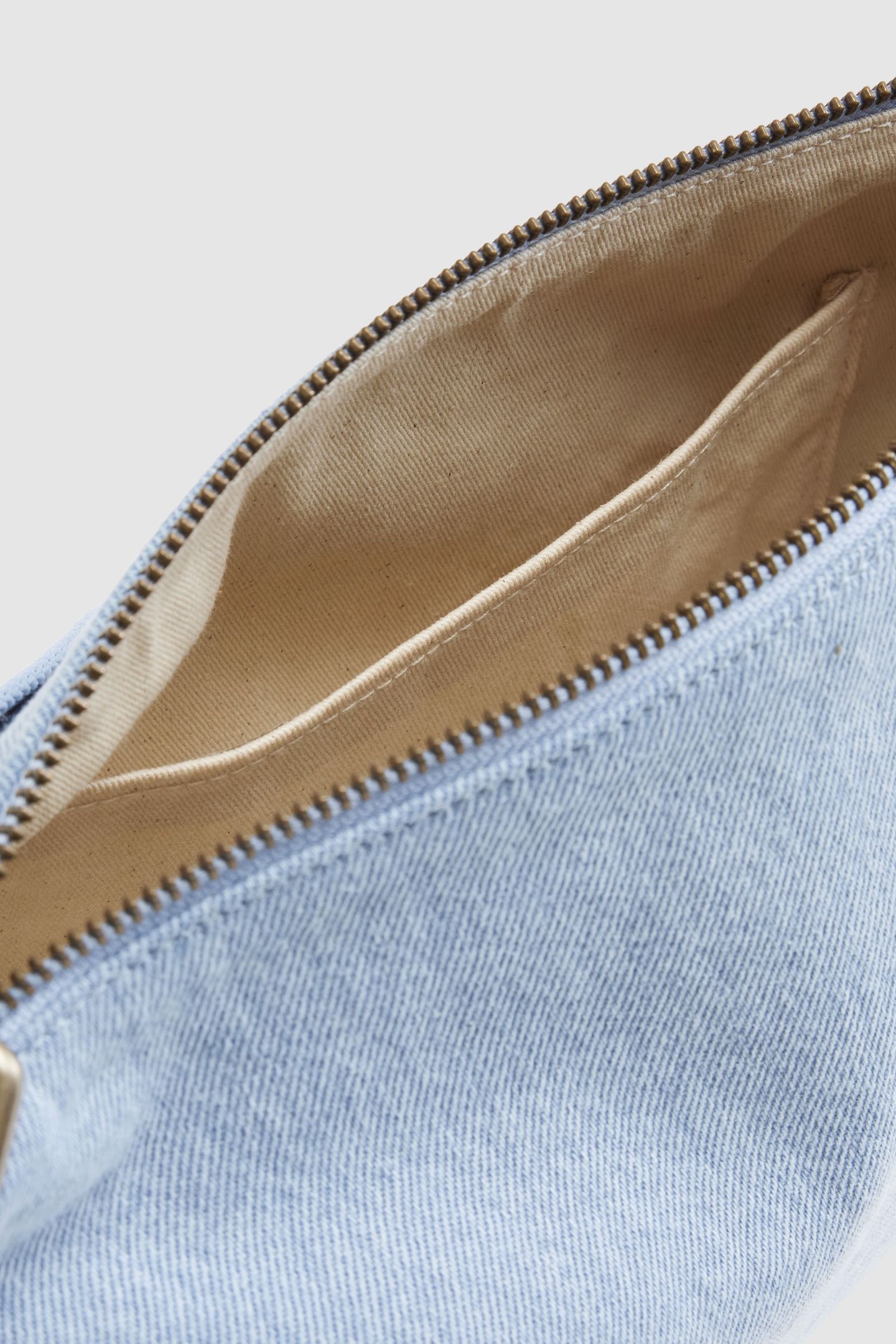ALI SMALL SHOULDER BAG 3