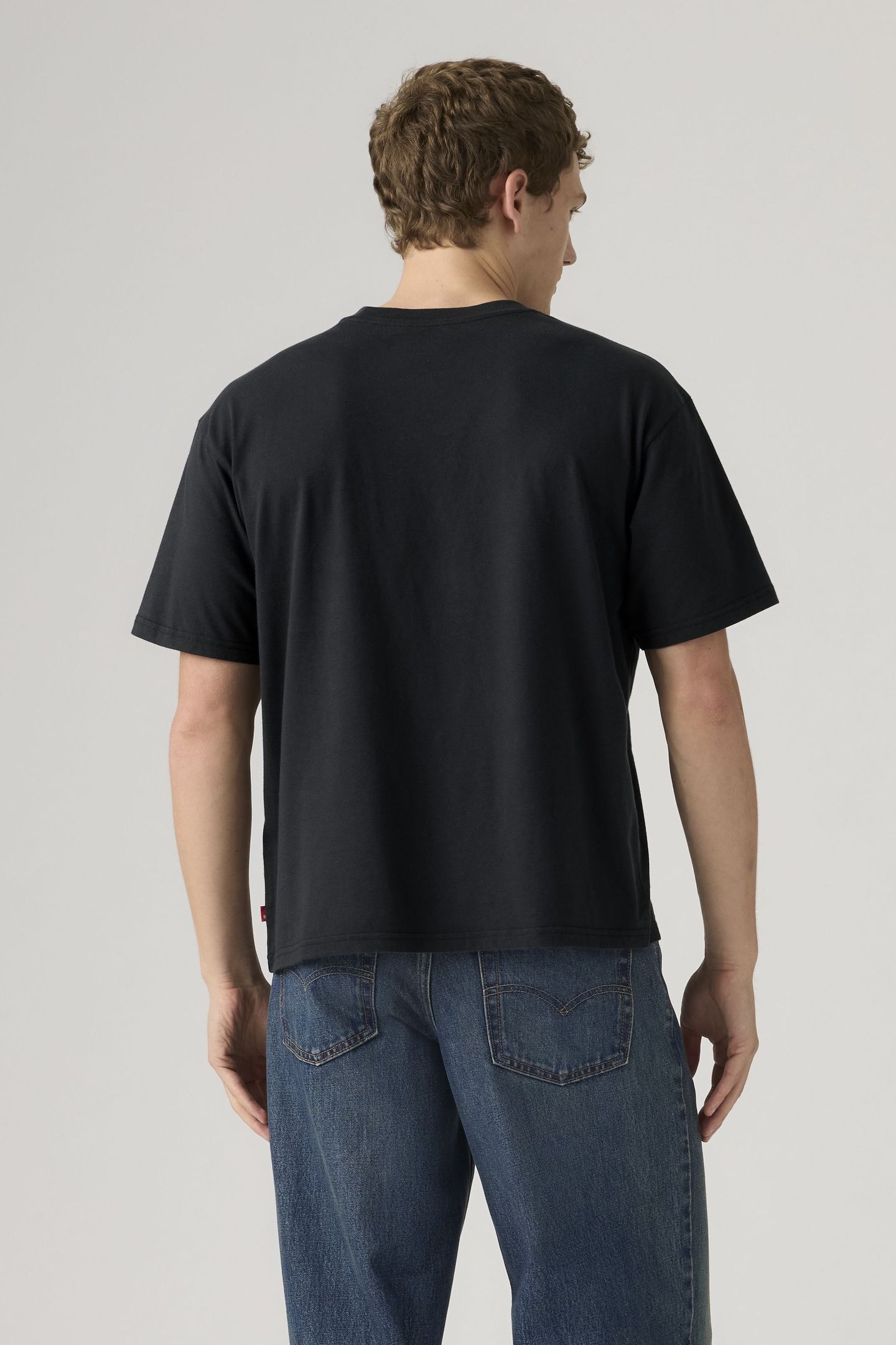 GRAPHIC BOXY TEE 3
