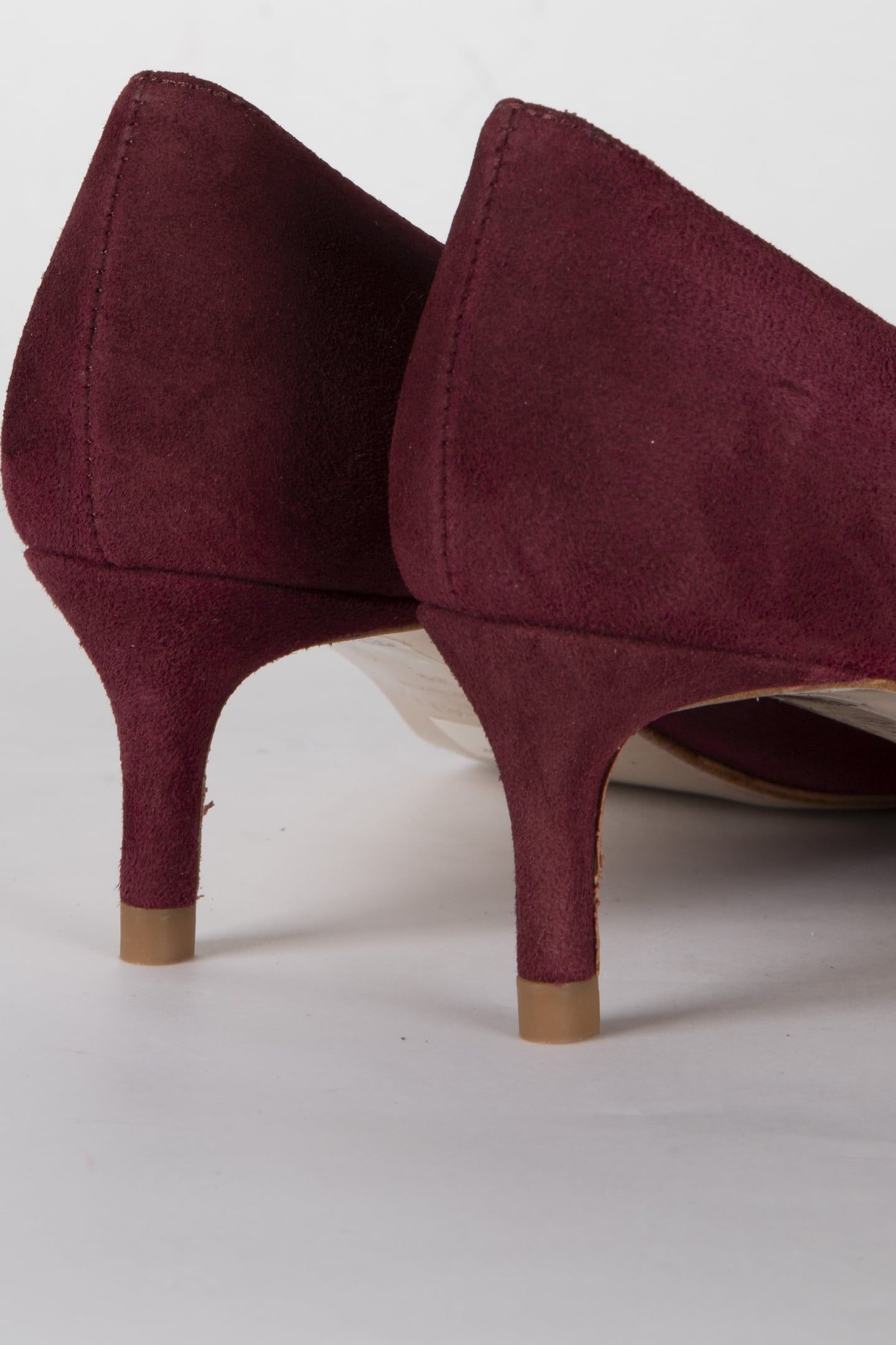 AVA NEW CLOSED COURTS BURGUNDY 4