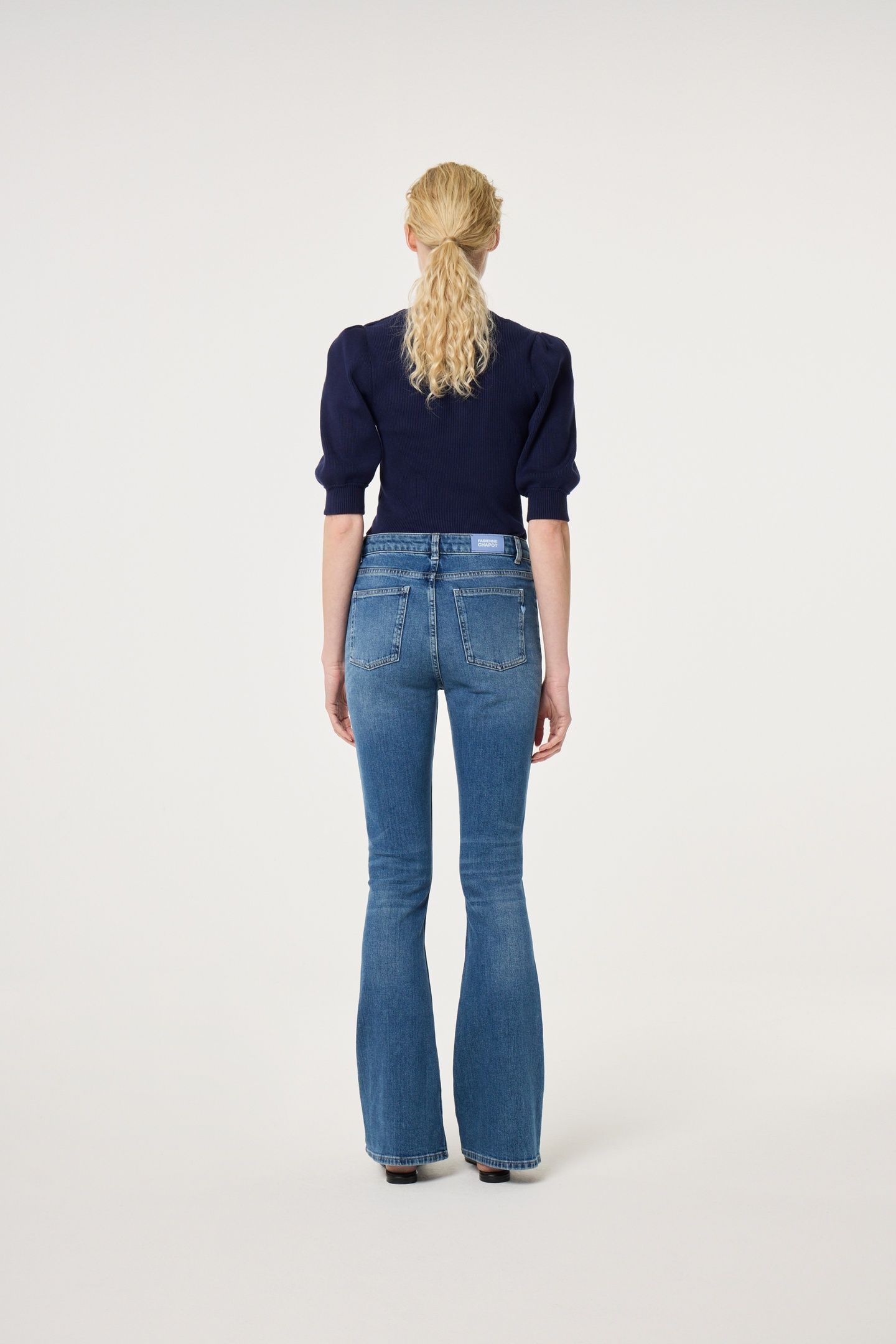 MOLLY SHORT SLEEVE PULLOVER AFTER MIDNIGHT BLUE 3