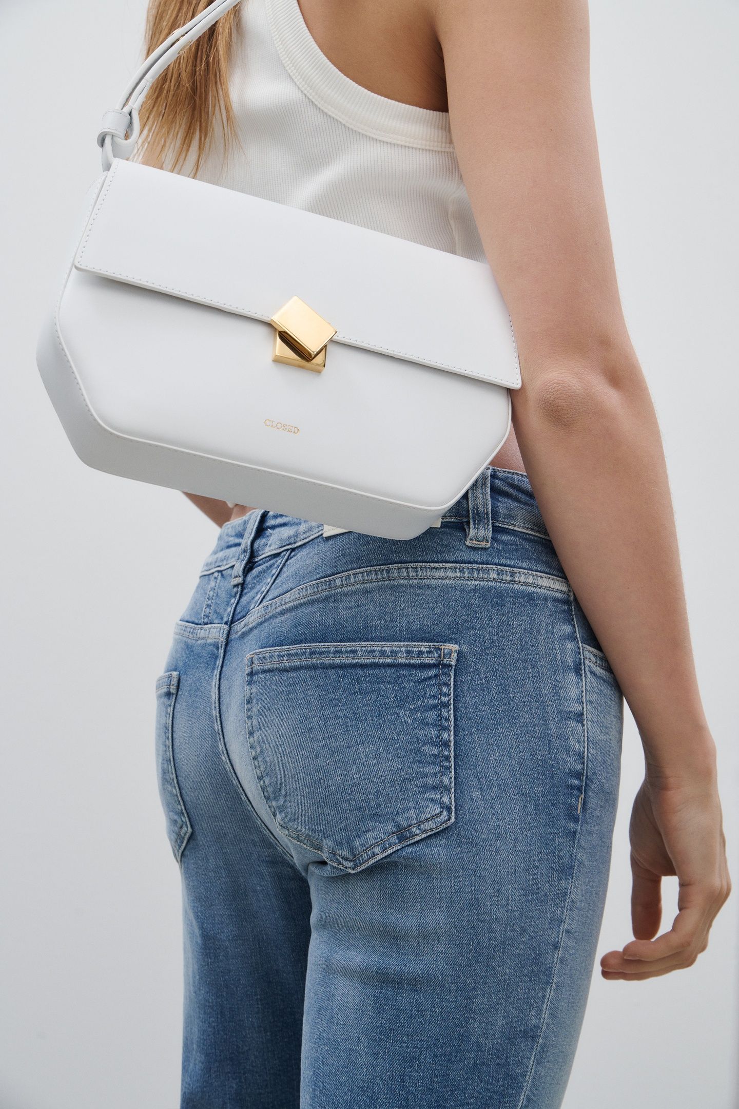 CLOSED BAG ONE M IVORY 2
