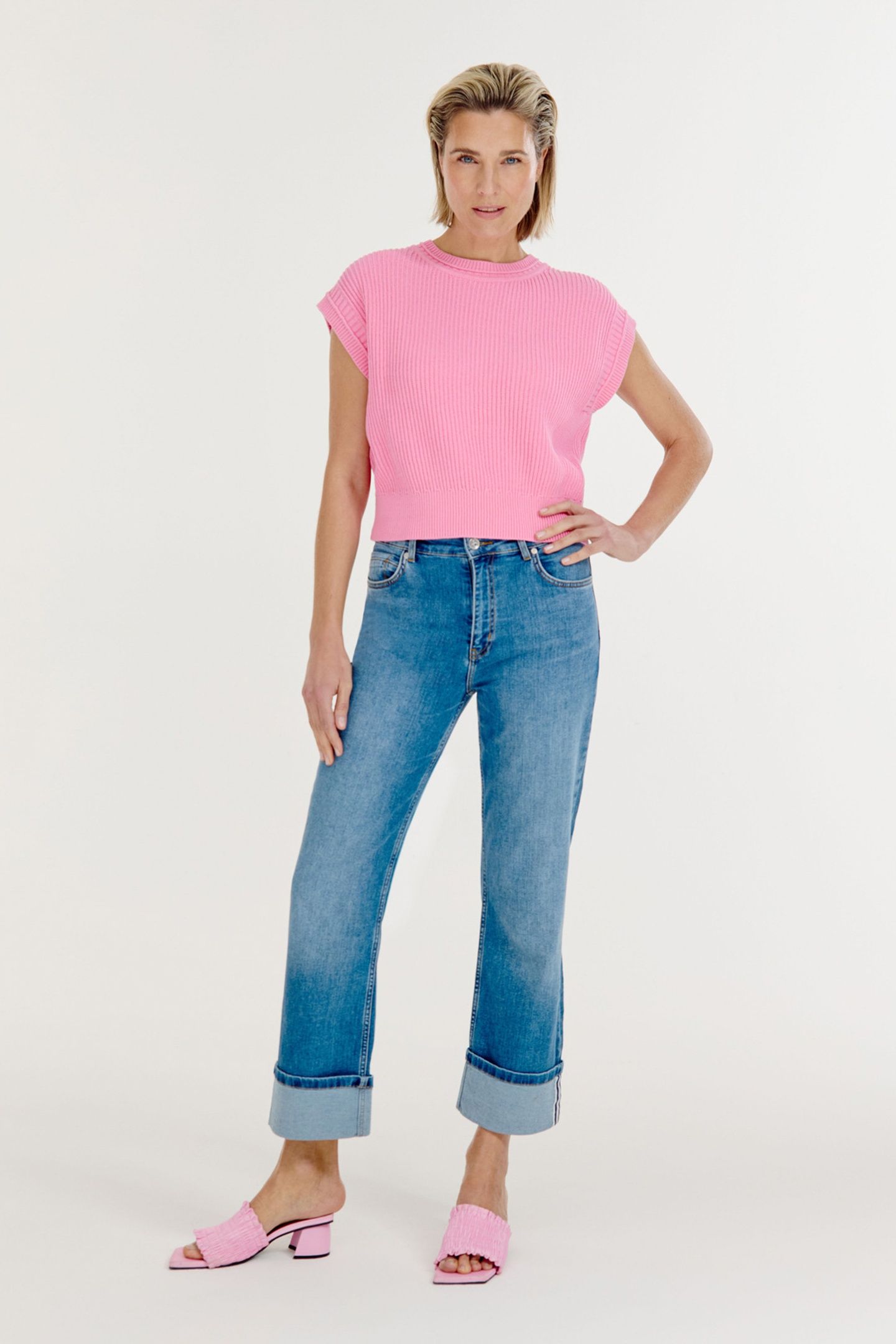 BAILEE SWEATER BUBBLEGUM 2