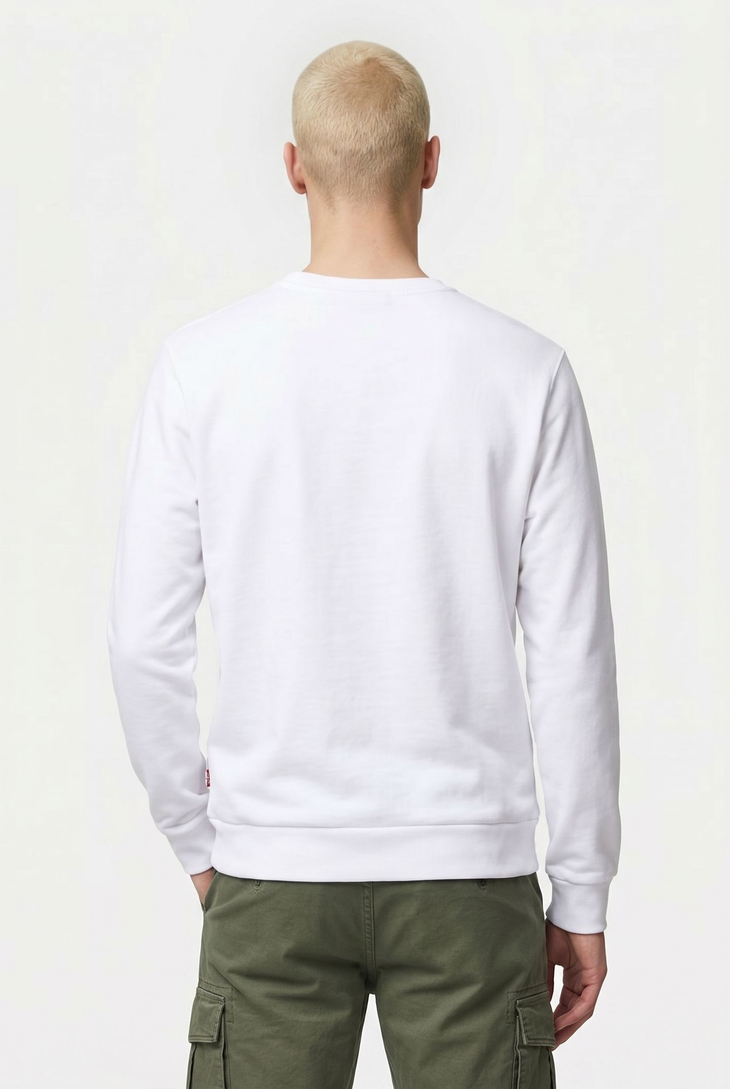 GRAPHIC SWEATSHIRT BATWING OUTLINED CHESTHIT WHITE 2