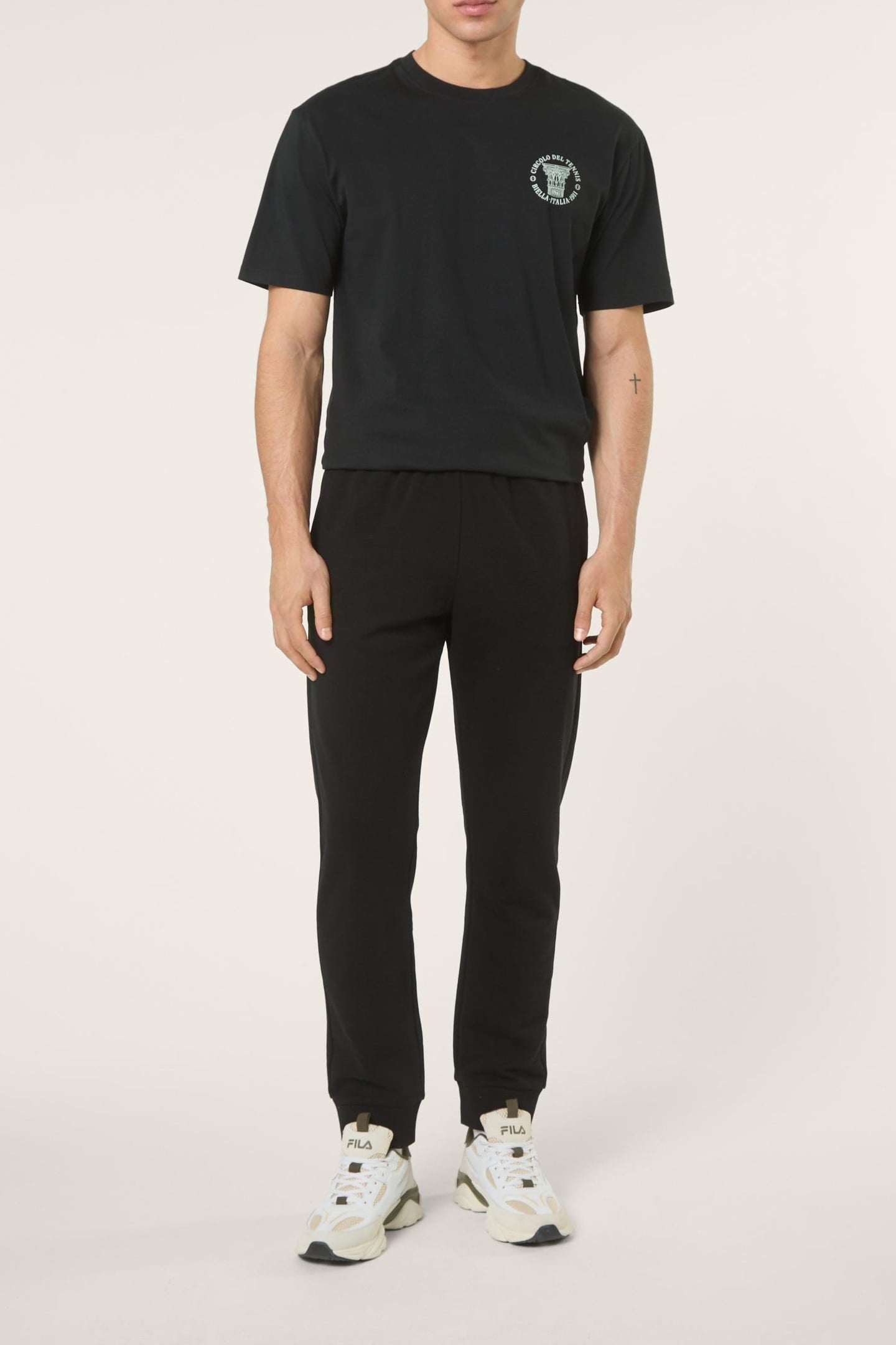 PIGNONE RELAXED GRAPHIC T-SHIRT BLACK 2