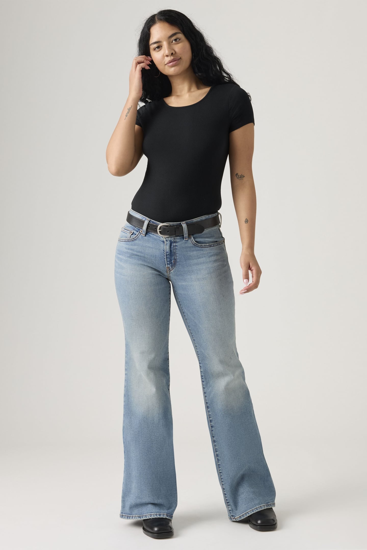 SUPERLOW FLARE JEANS 1