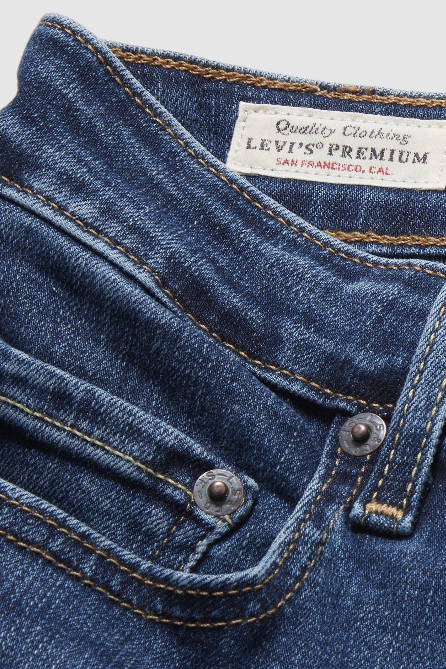 725 HIGH RISE BOOTCUT JEANS 9