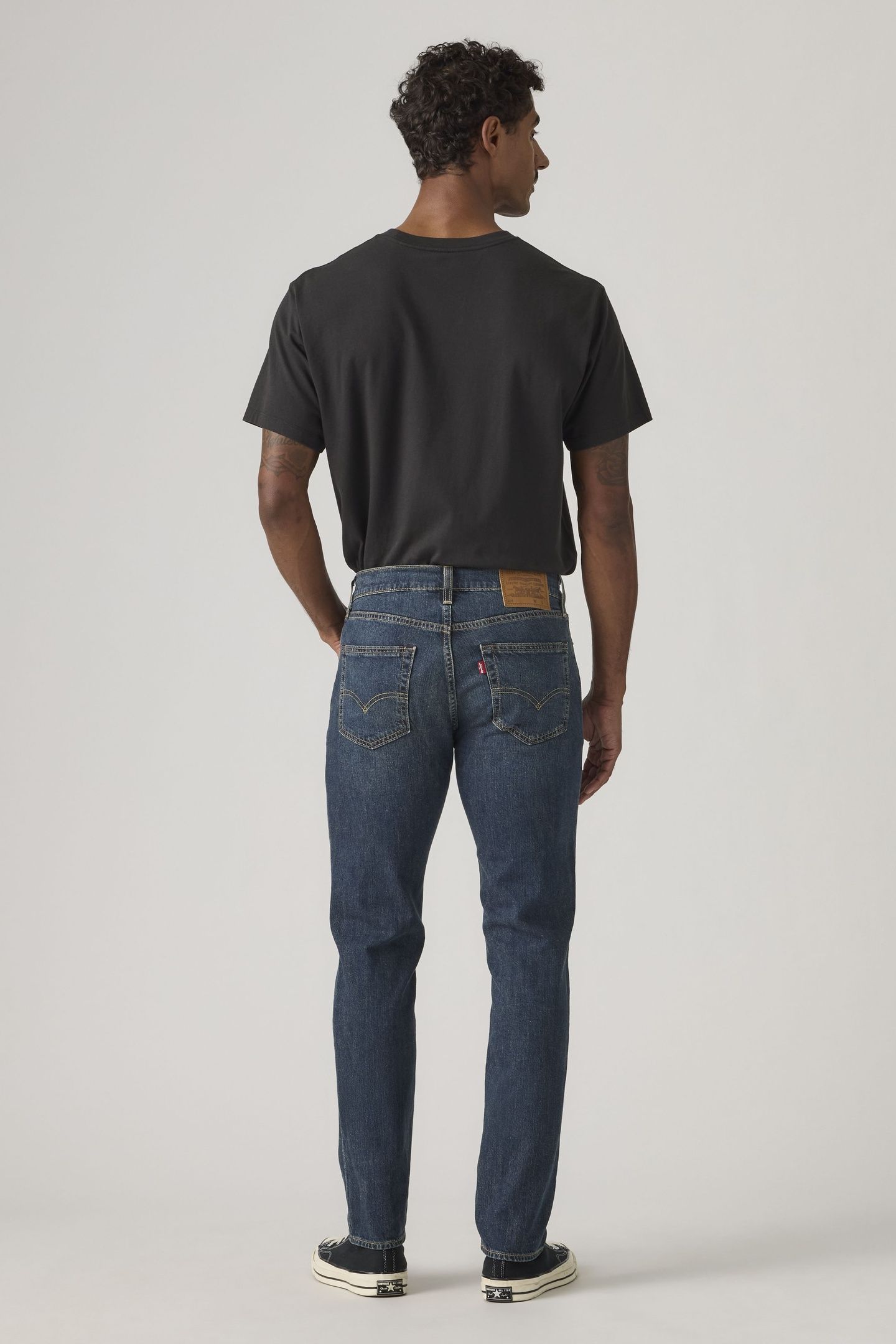 511™ SLIM LIGHTWEIGHT JEANS 3
