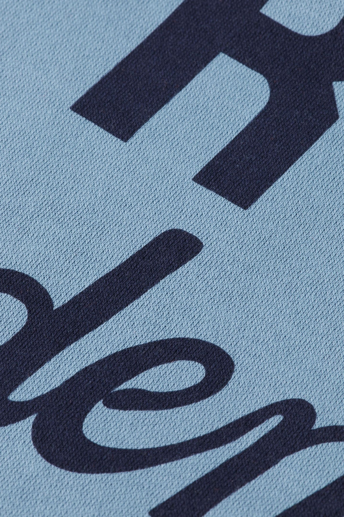 BOY LOOSE-FIT PLACED ARTWORK SWEATSHIRT FADED DENIM 3