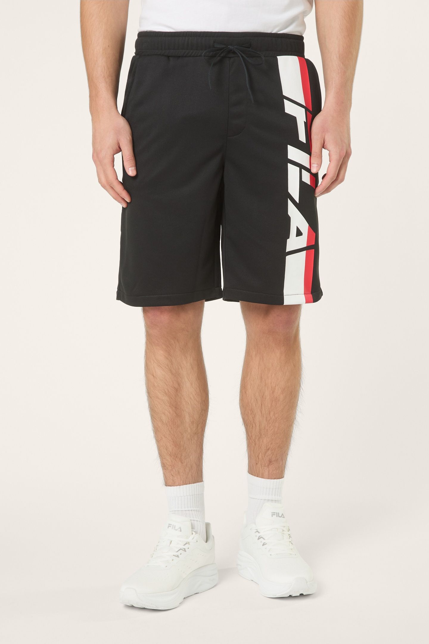 VALIVERSI REGULAR GRAPHIC SWEAT SHORTS BLACK 1