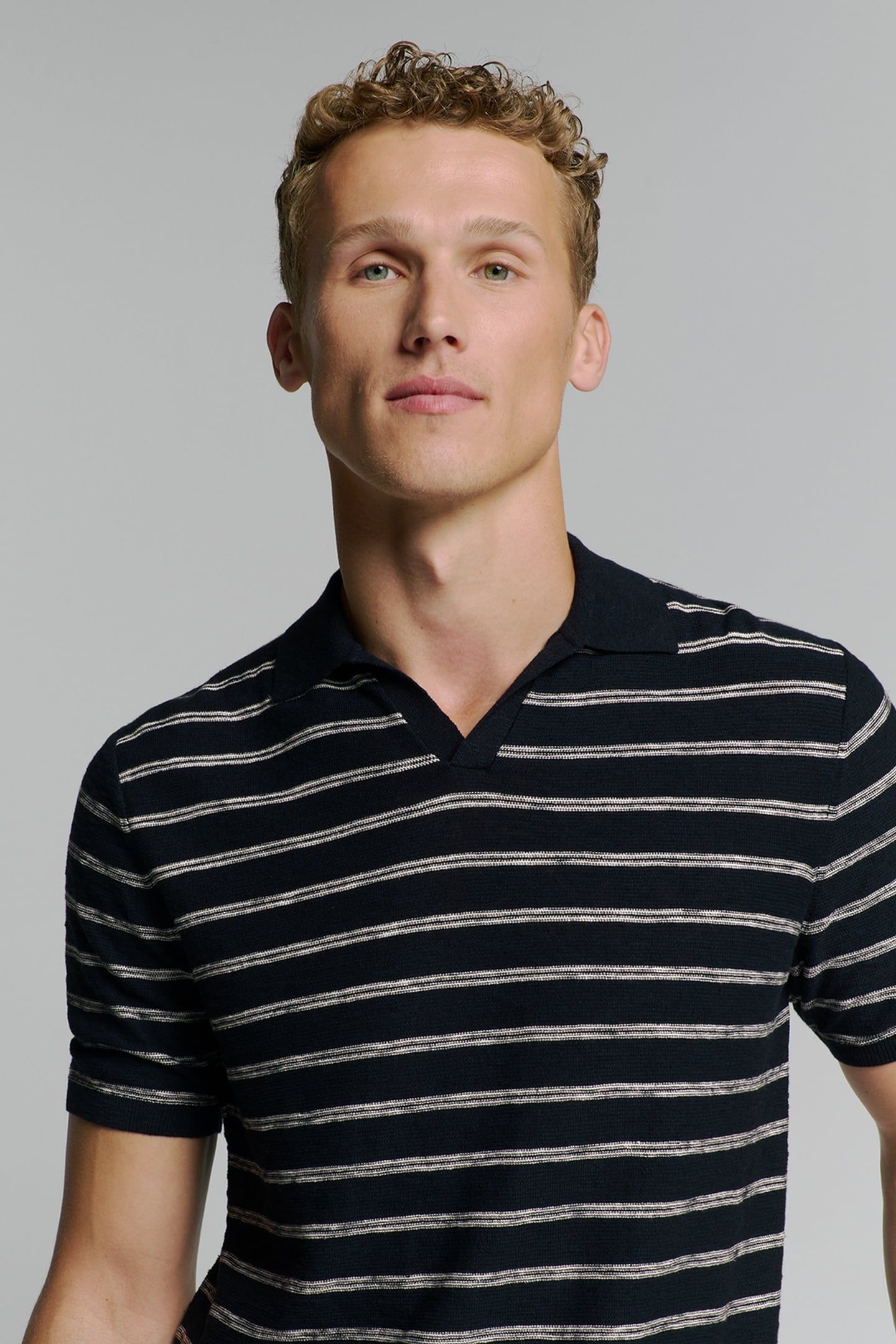 PULLOVER SHORT SLEEVE POLO V STRIPES WITH LINEN NIGHT 2