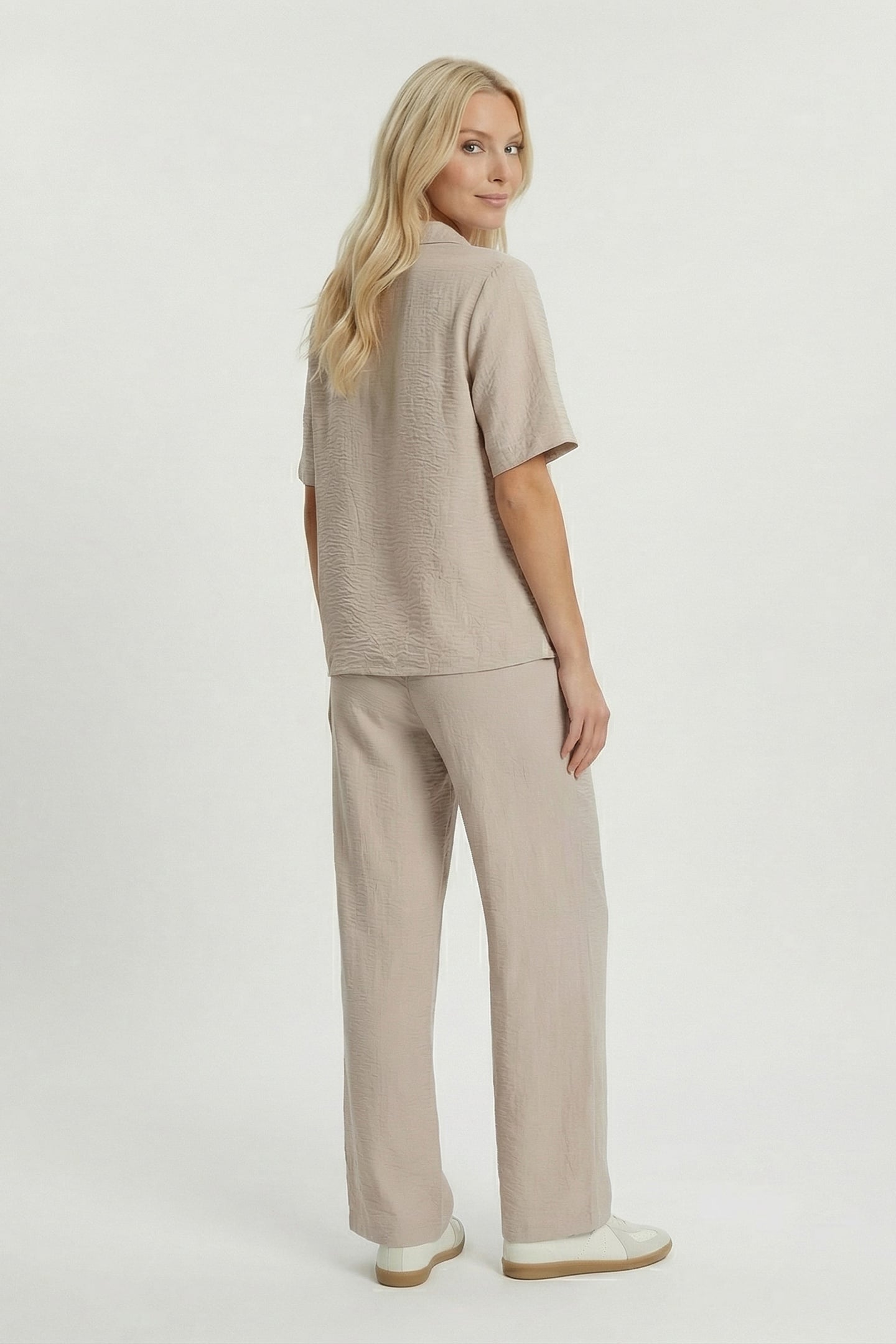 AZURA BLOUSE LIVER 2