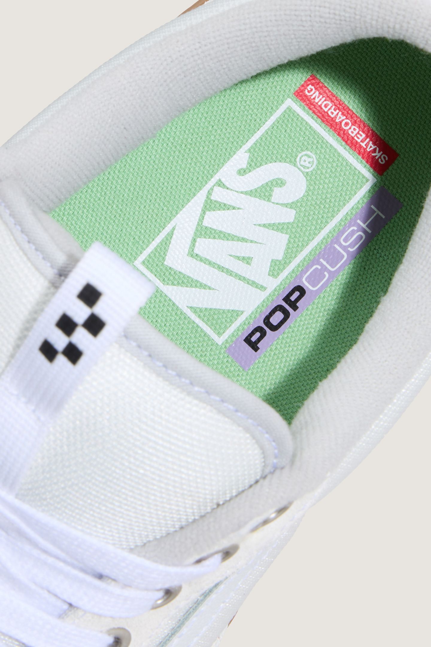 UNISEX SKATE OLD SKOOL 36 + WHITE/GUM 10