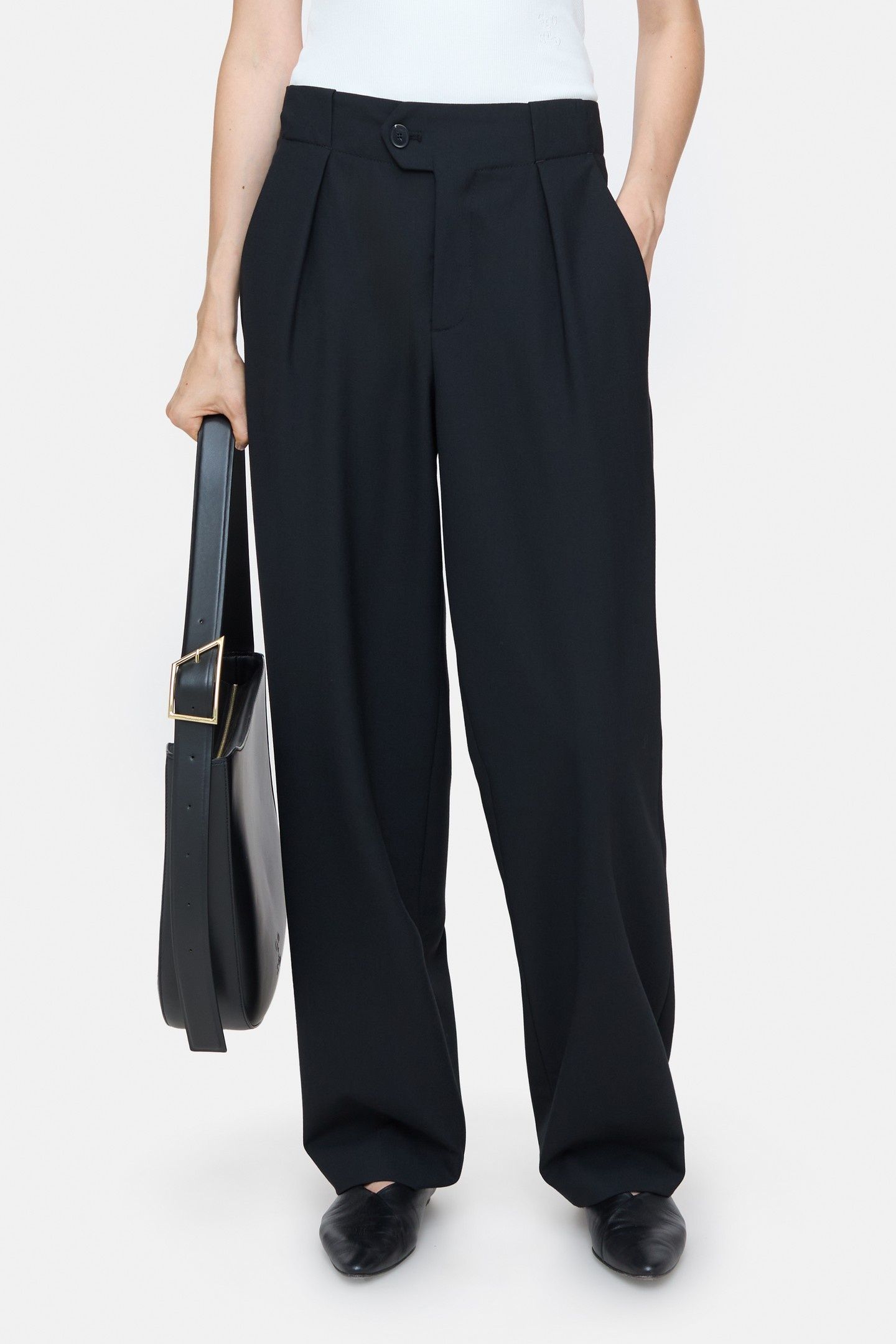 MAWSON BLACK 2