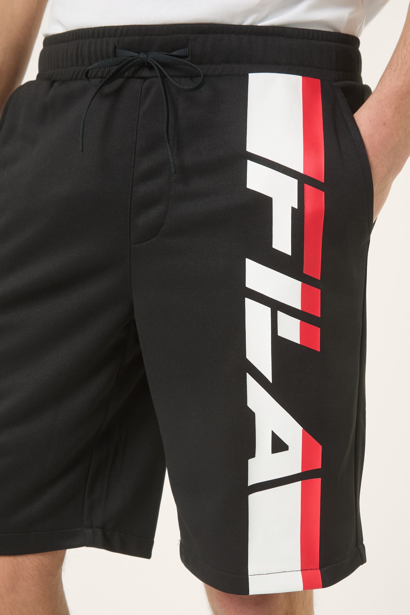 VALIVERSI REGULAR GRAPHIC SWEAT SHORTS BLACK 4