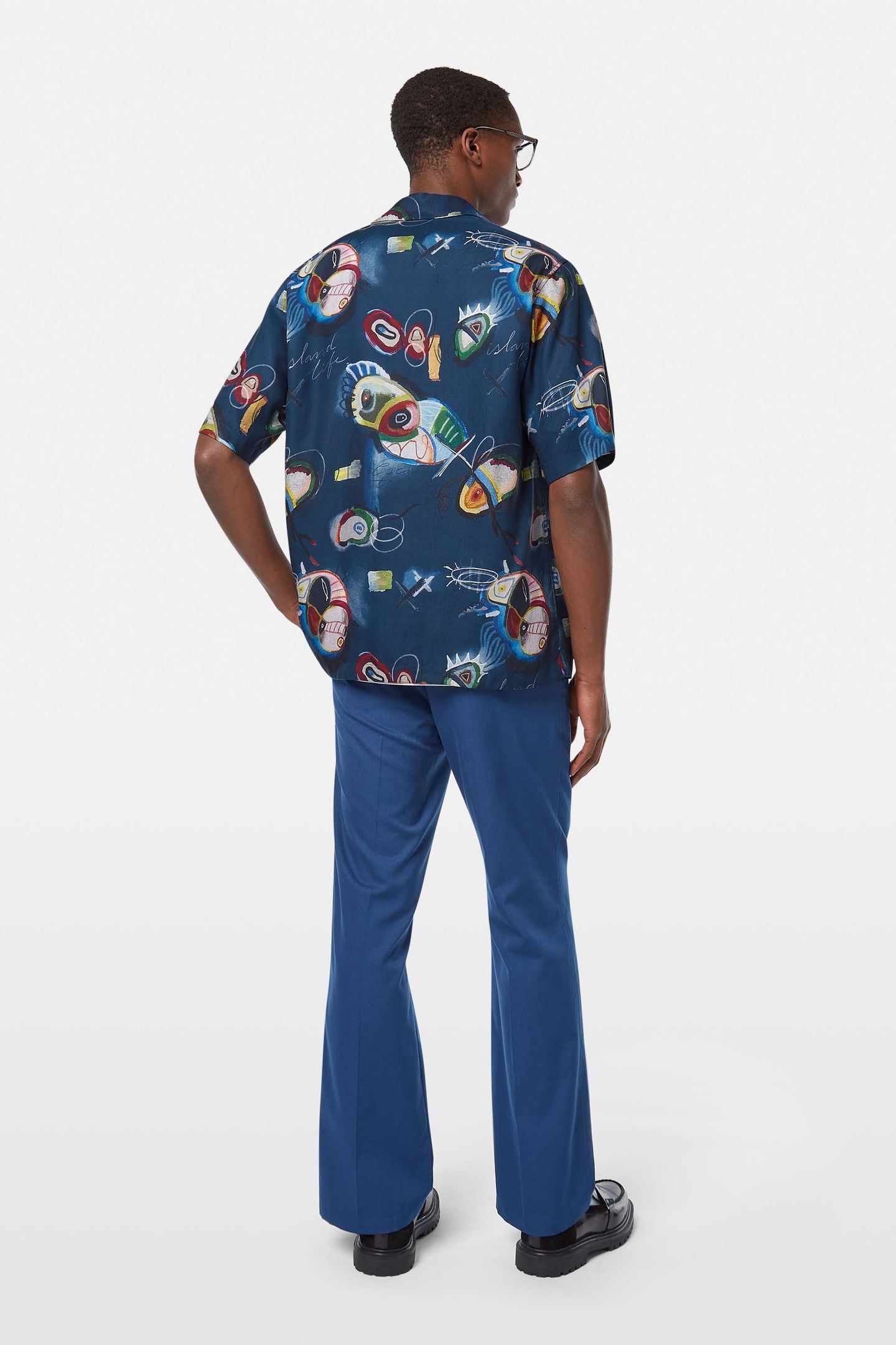 AOP SHORT-SLEEVED RELAXED-FIT TENCEL SHIRT ABSTRACT ISLAND N 2