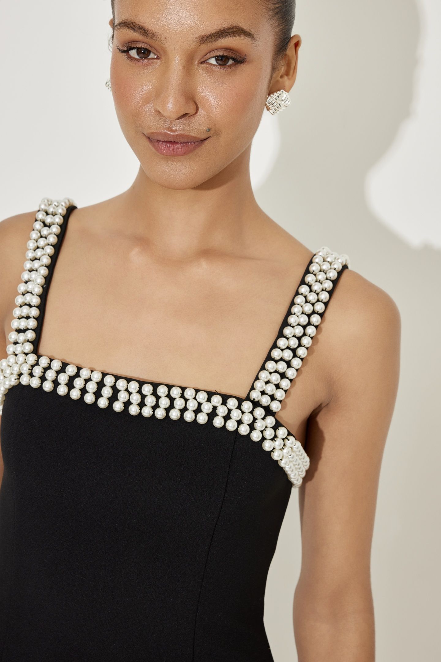 PEARL MINI DRESS BLACK 5