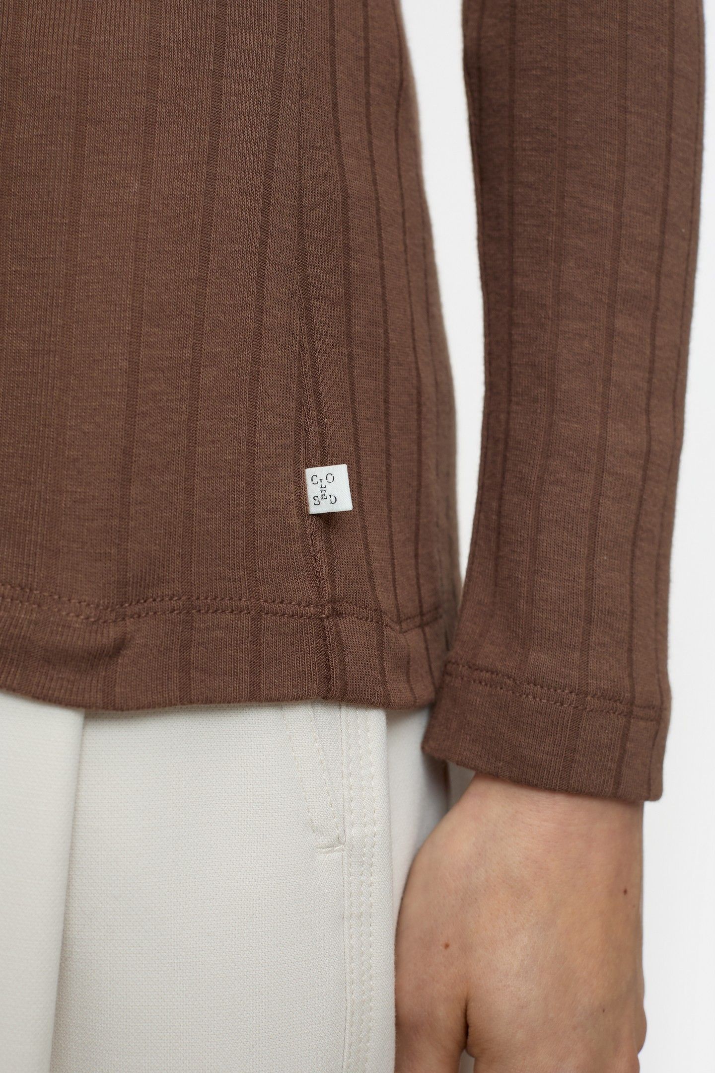 DROPPED LONGSLEEVE CACAO BROWN 4