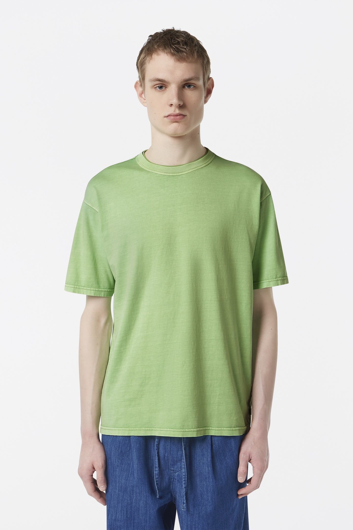 RELAXED-FIT 3 CROSSES GARMENT-DYED T-SHIRT PISTACHIO 1