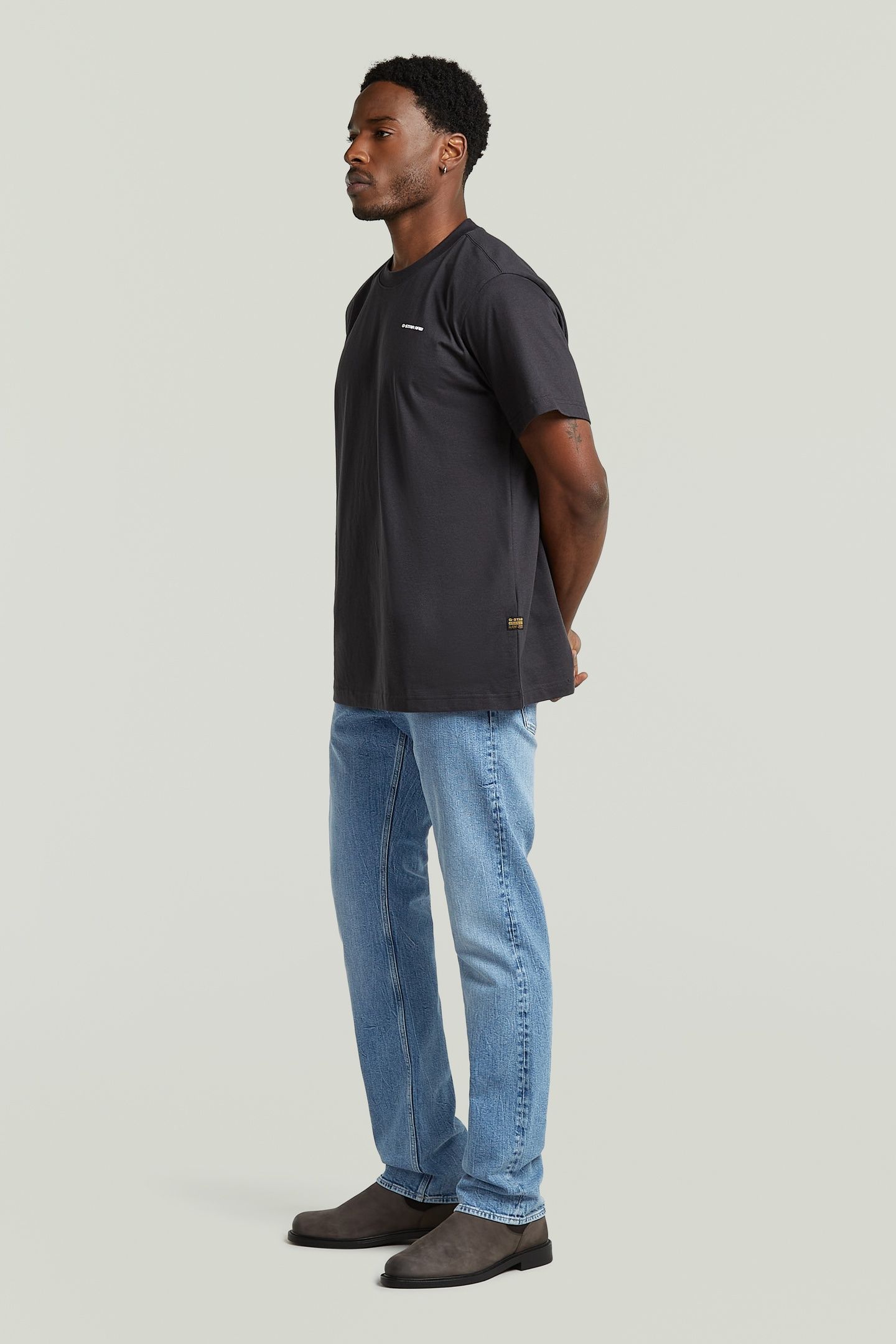 CHEST LOGO LOOSE R T DARK GREY 4