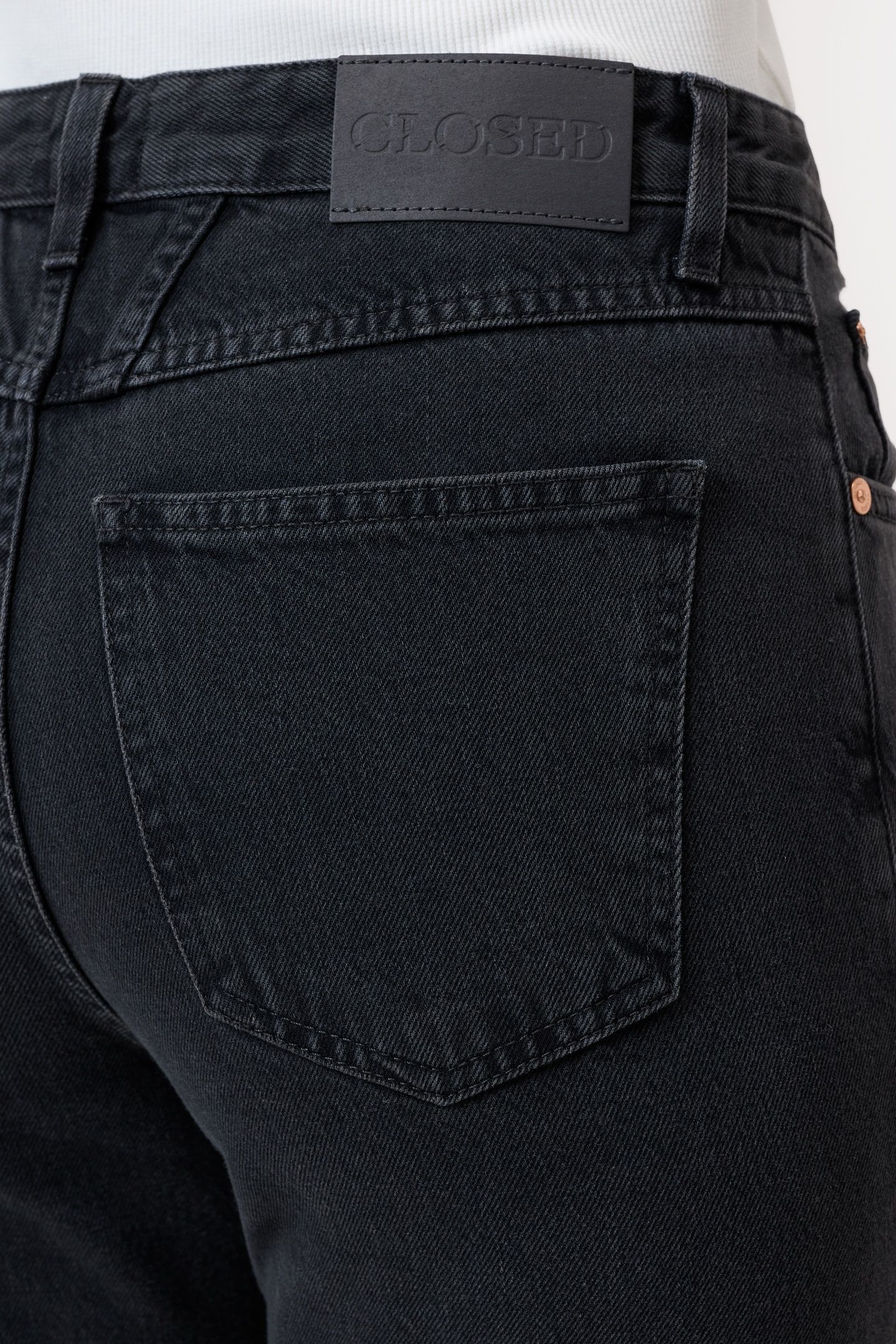ROAN DARK GREY 5