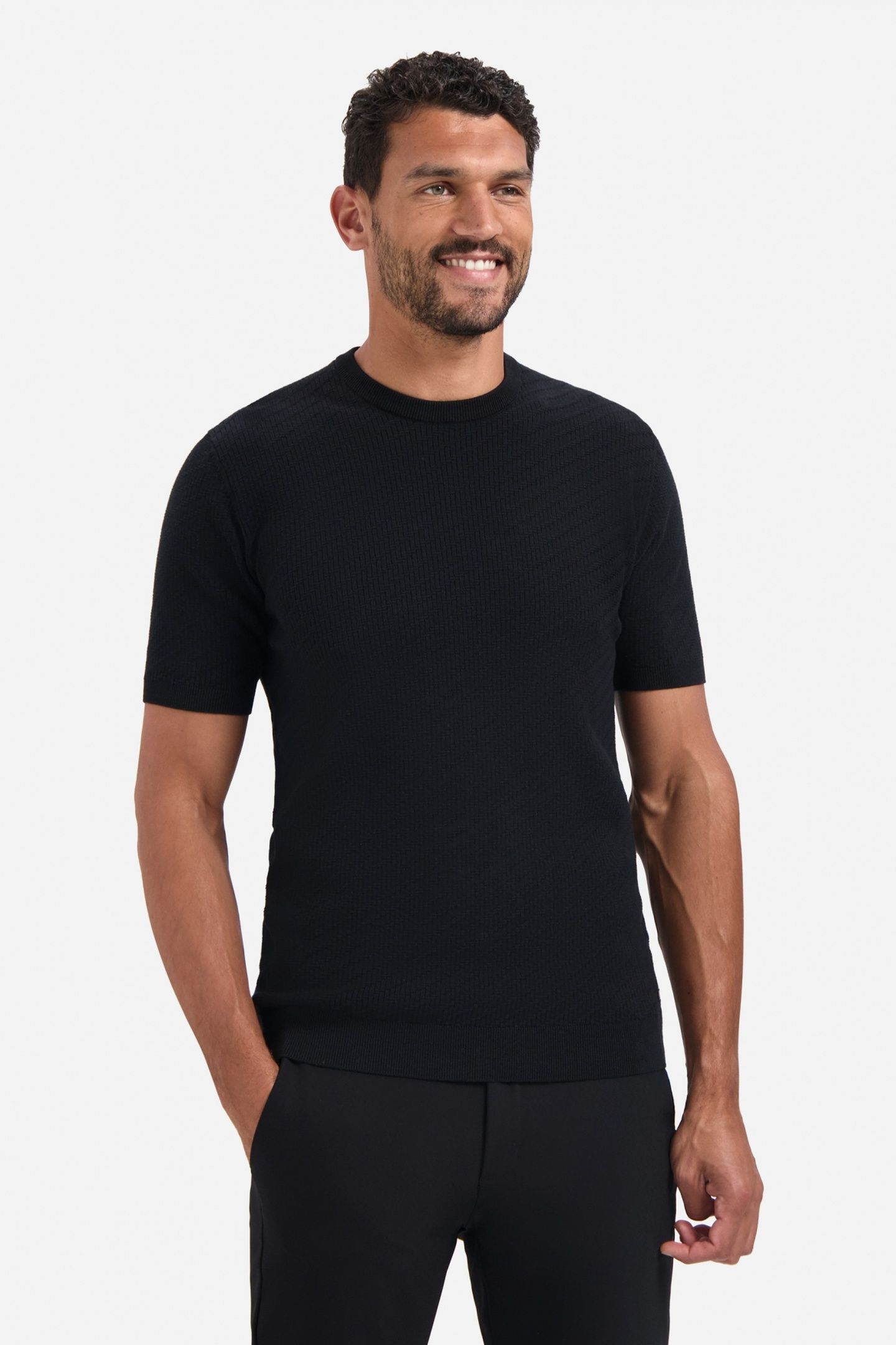 PULLOVER SHORT SLEEVE CREWNECK SOLID JACQUARD BLACK 3