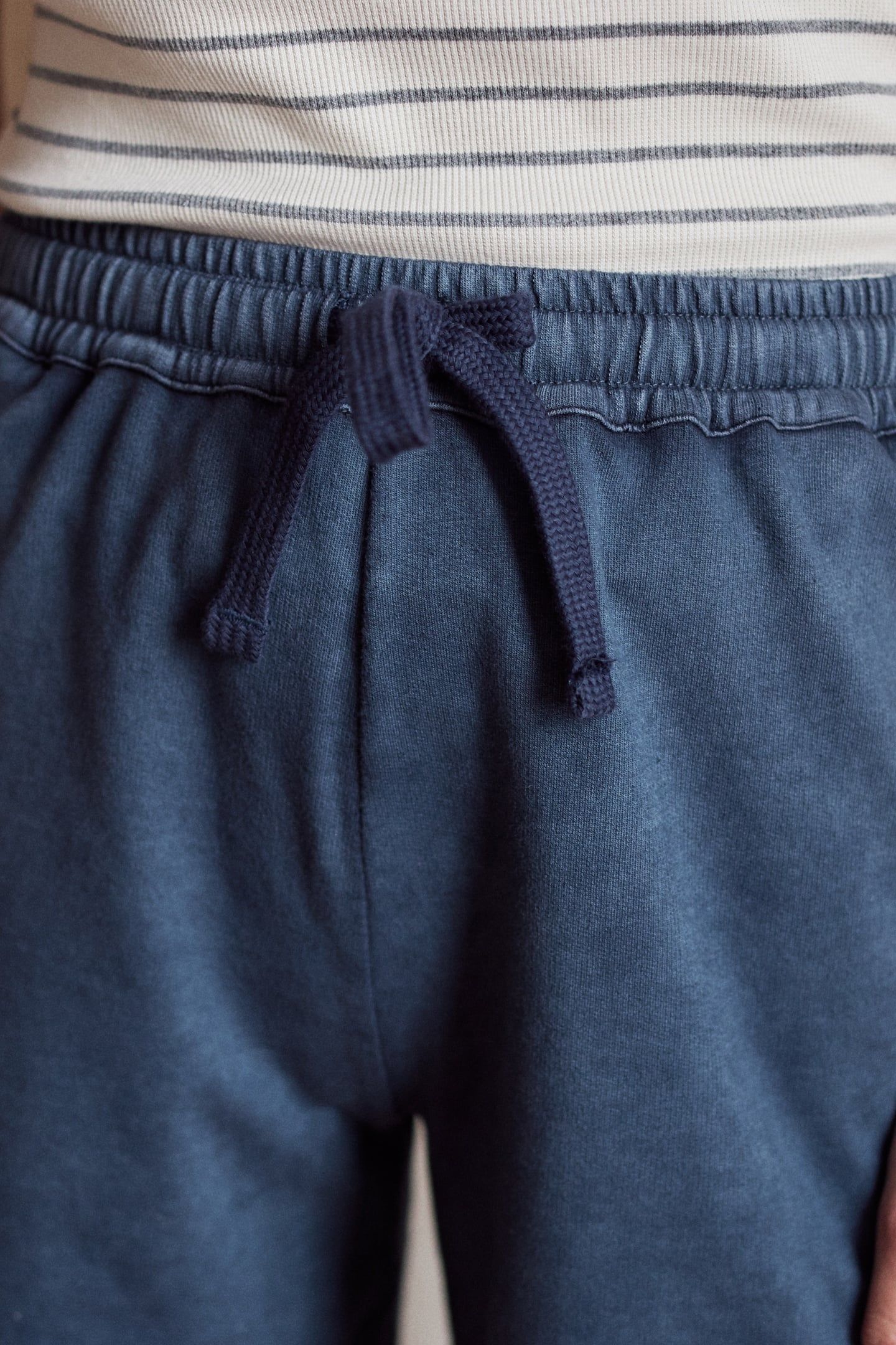 MARVE SHORTS NAVY 2