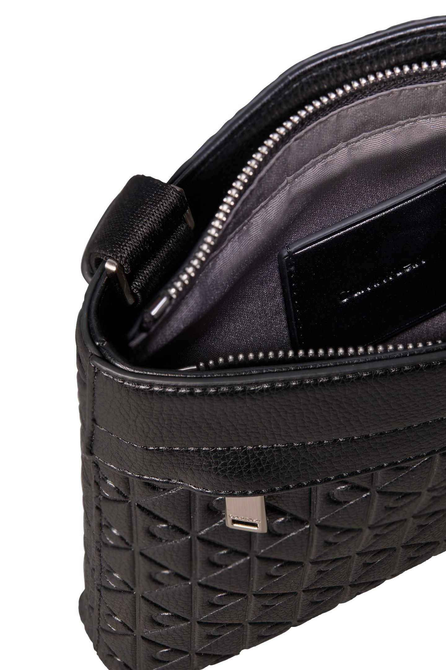 EMBLEM EMBOSS SLING BAG BLACK 5