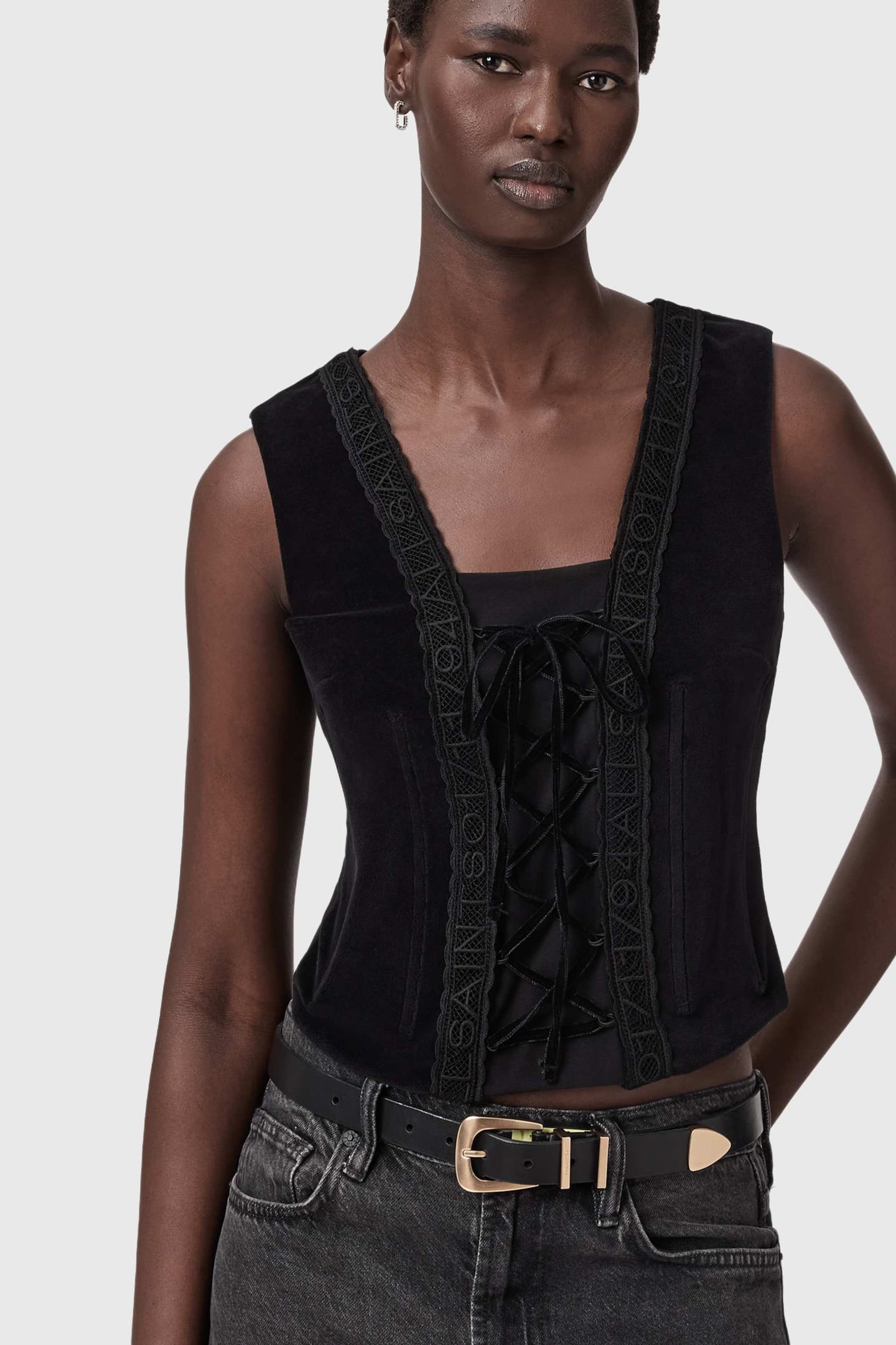 SELIN VELVET VEST BLACK 2