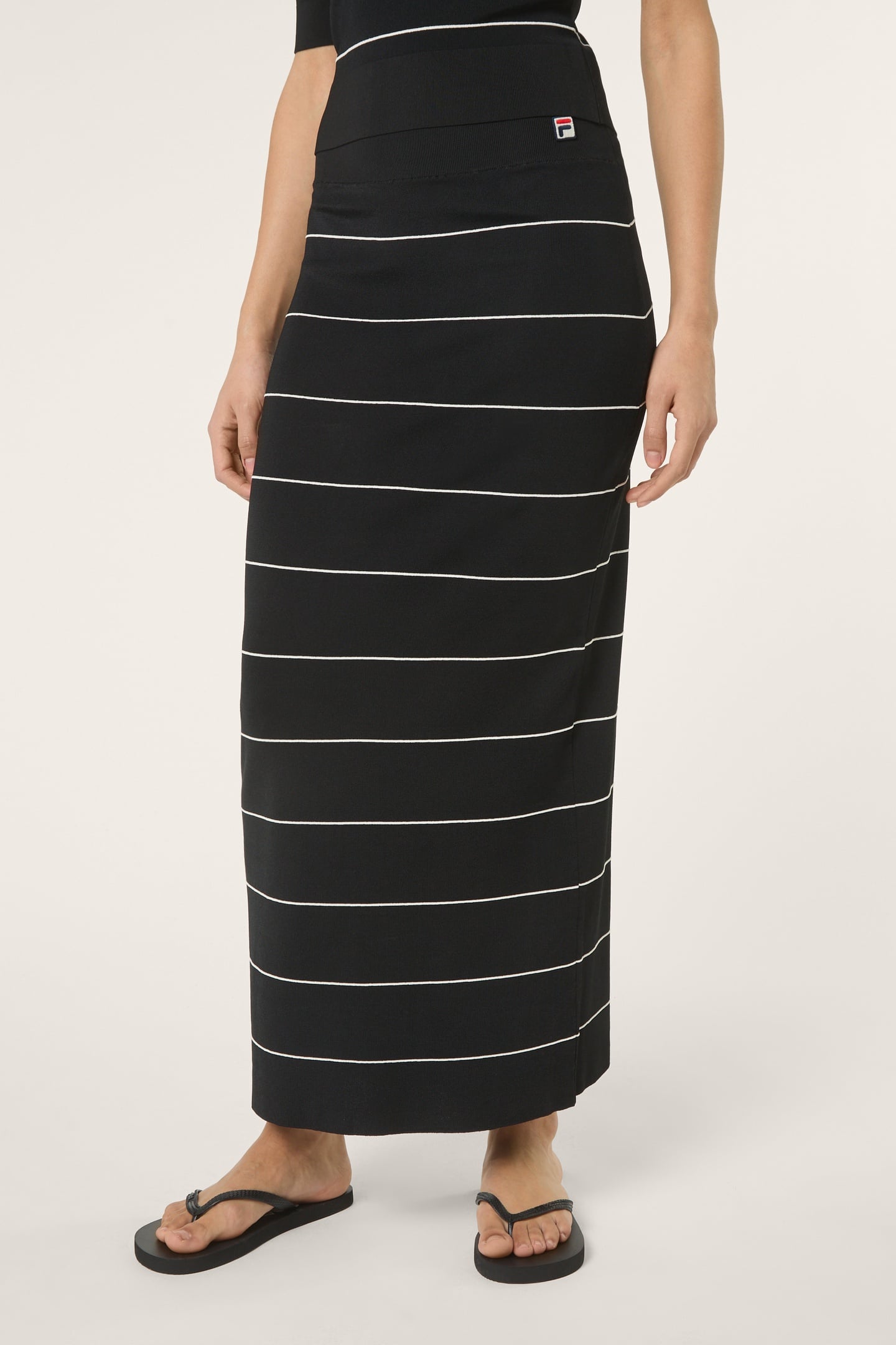 MONTECARLO STRAIGHT FINE KNITTED SKIRT BLACK 1