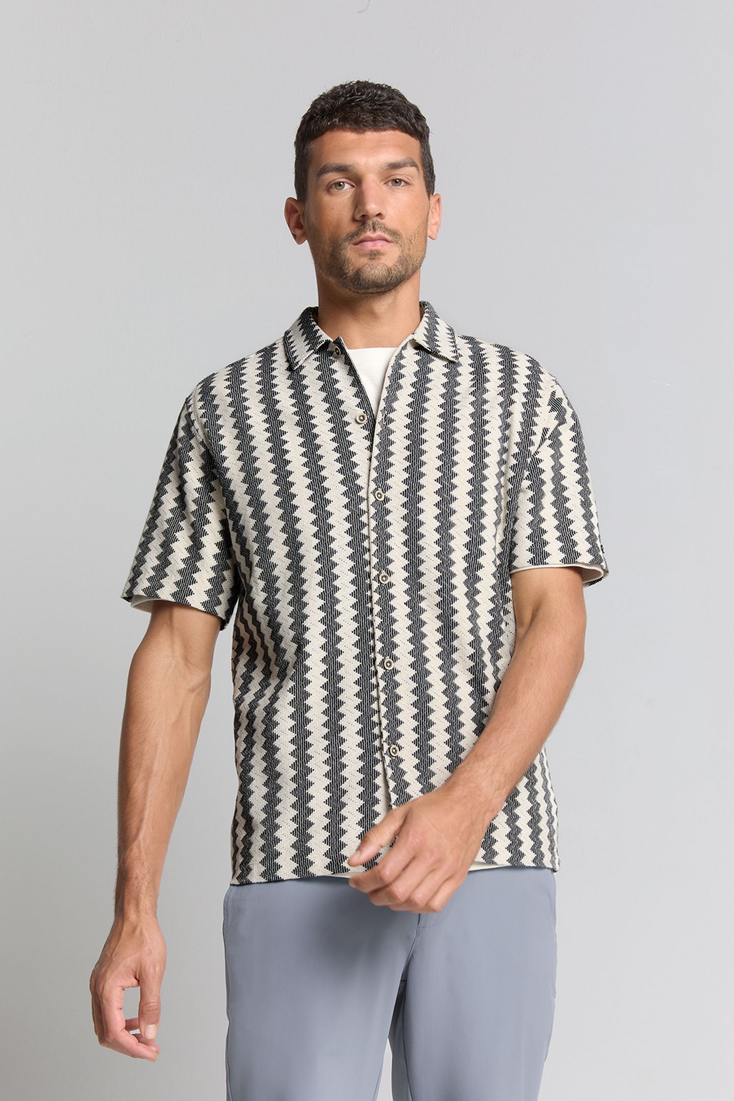 SHIRT SHORT SLEEVE ZIG ZAG JACQUARD OFFWHITE 2