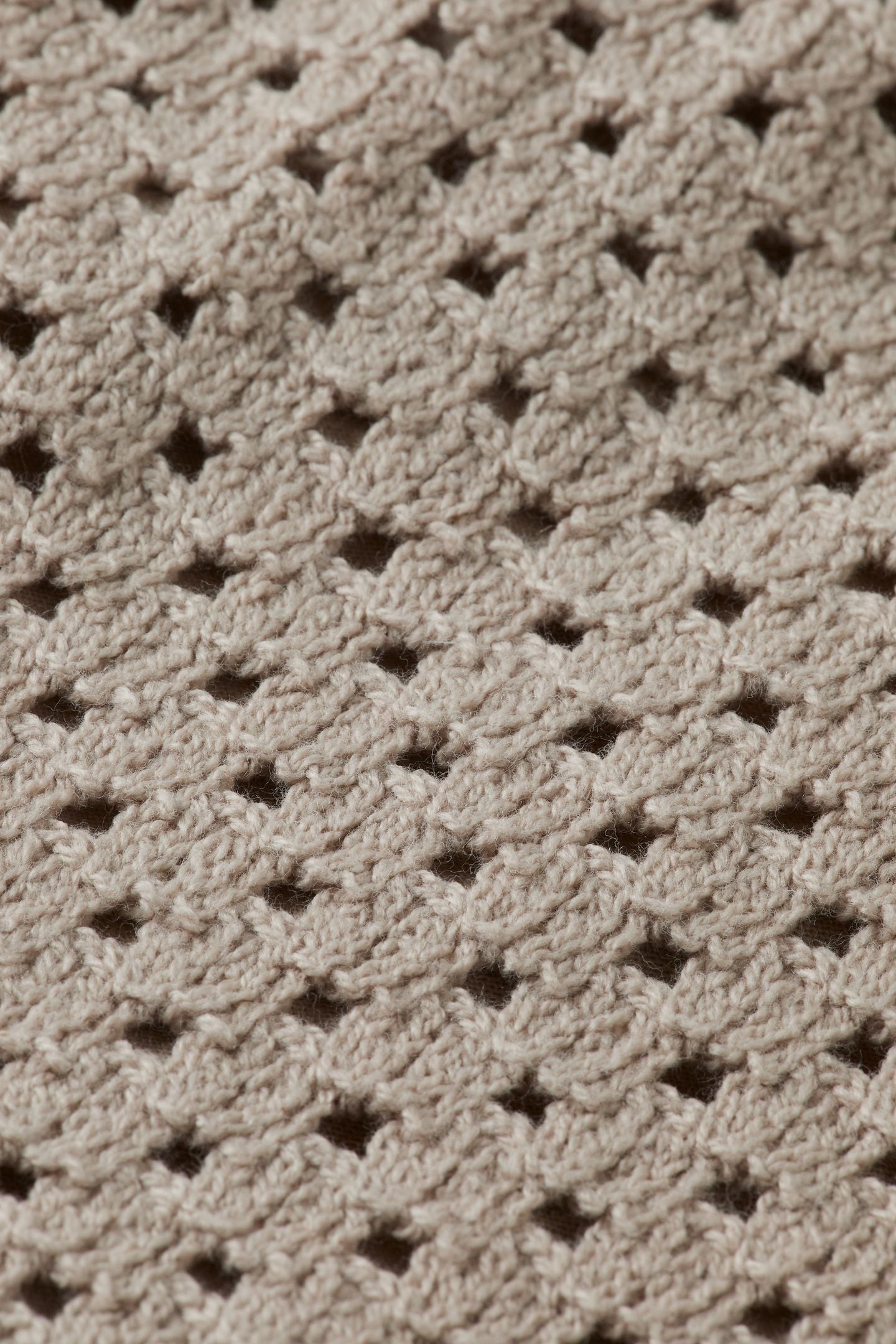 CROCHET KNITTED SHORT HIGHWAY GREY 7